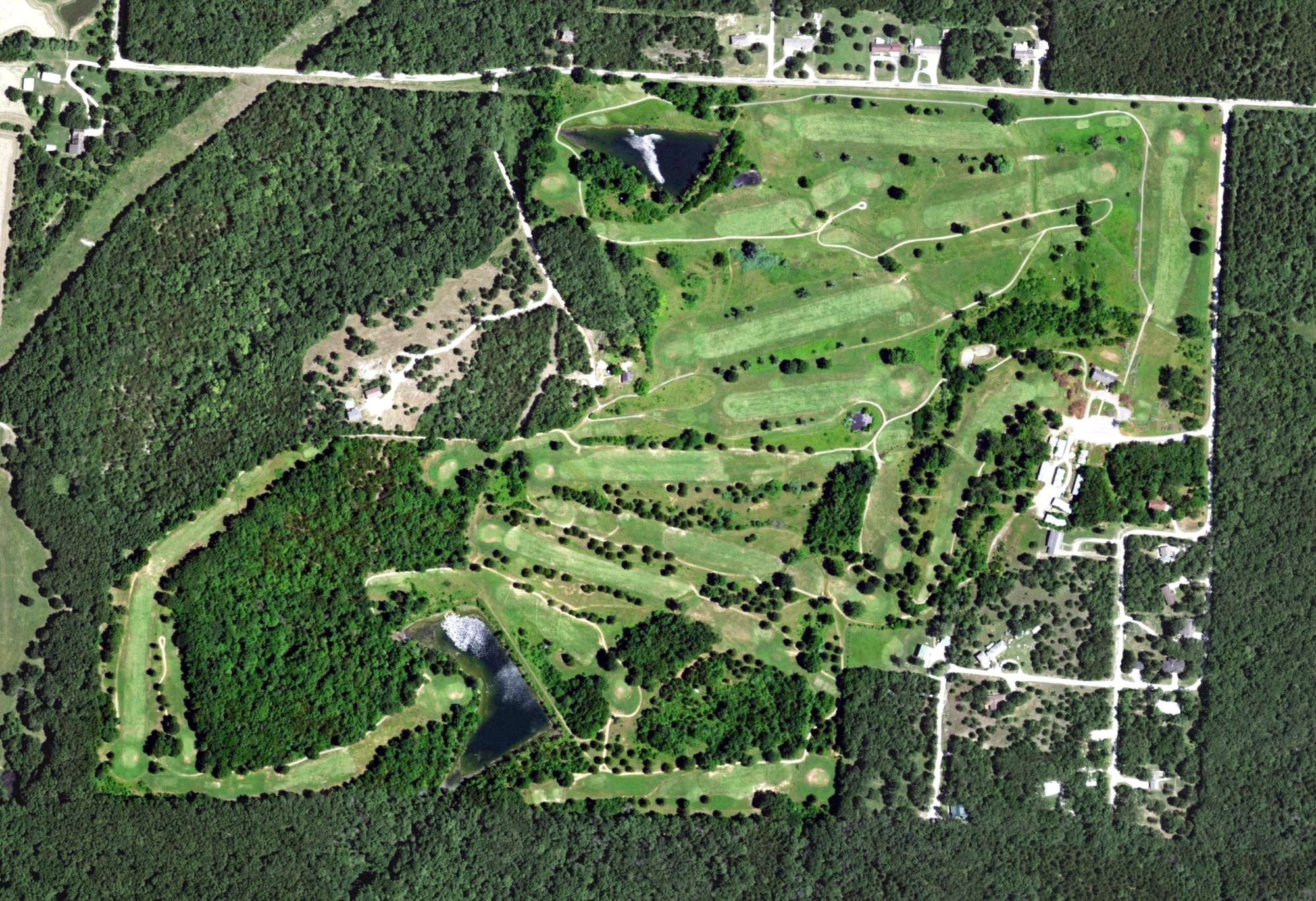 Aerial view of Shadow Lake Golf Course, MO, with its hole routing marked