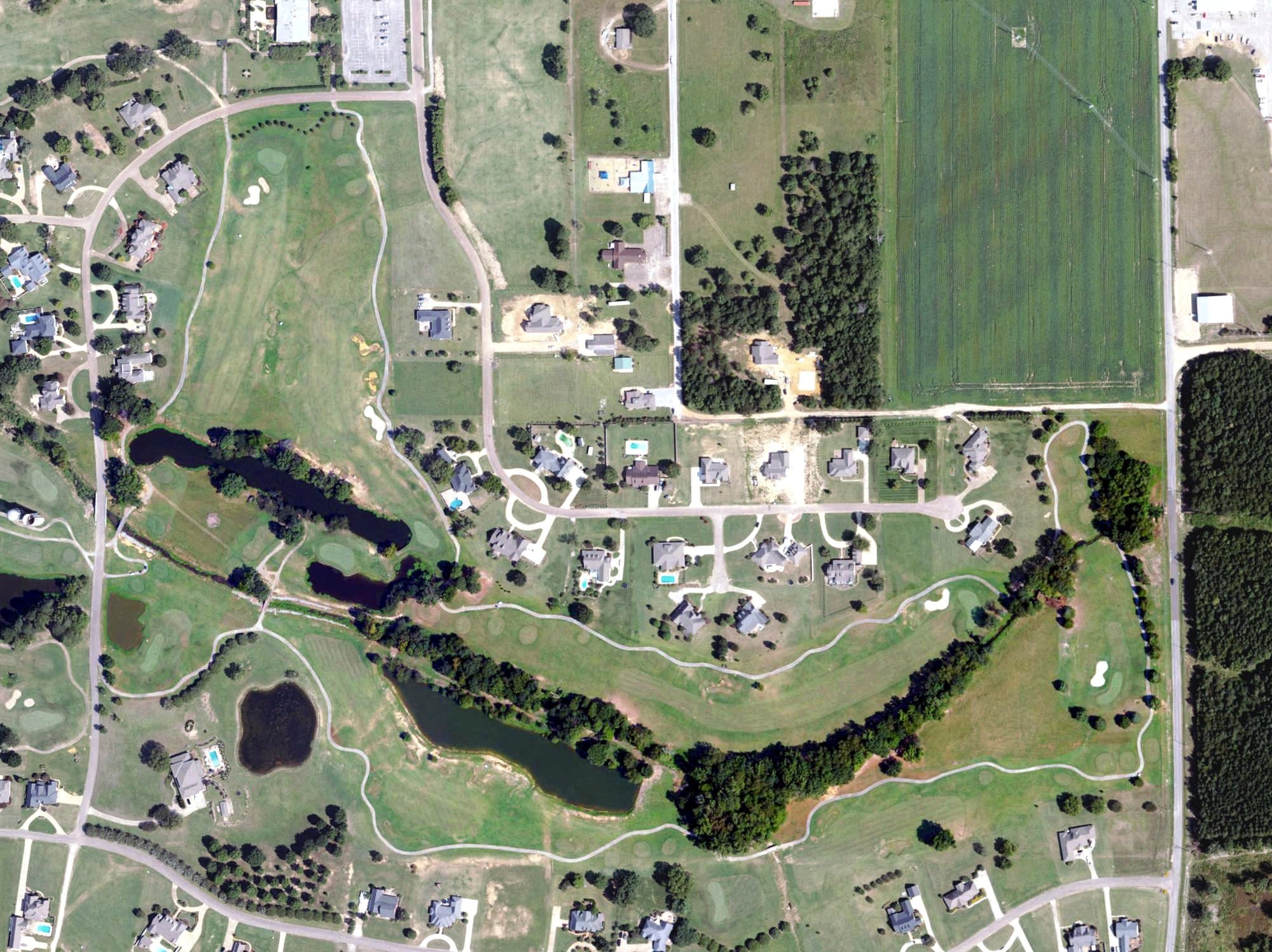 Aerial view of Ackia Golf Course, MS, with its hole routing marked