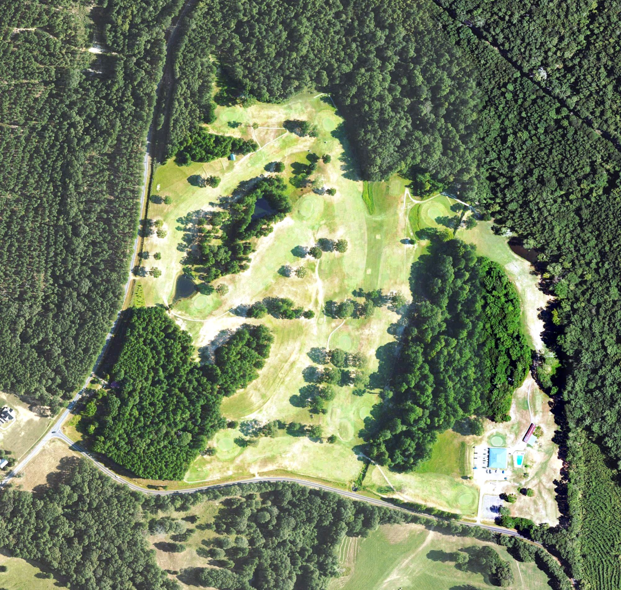 Aerial view of Simpson County Golf Course, MS, with its hole routing marked