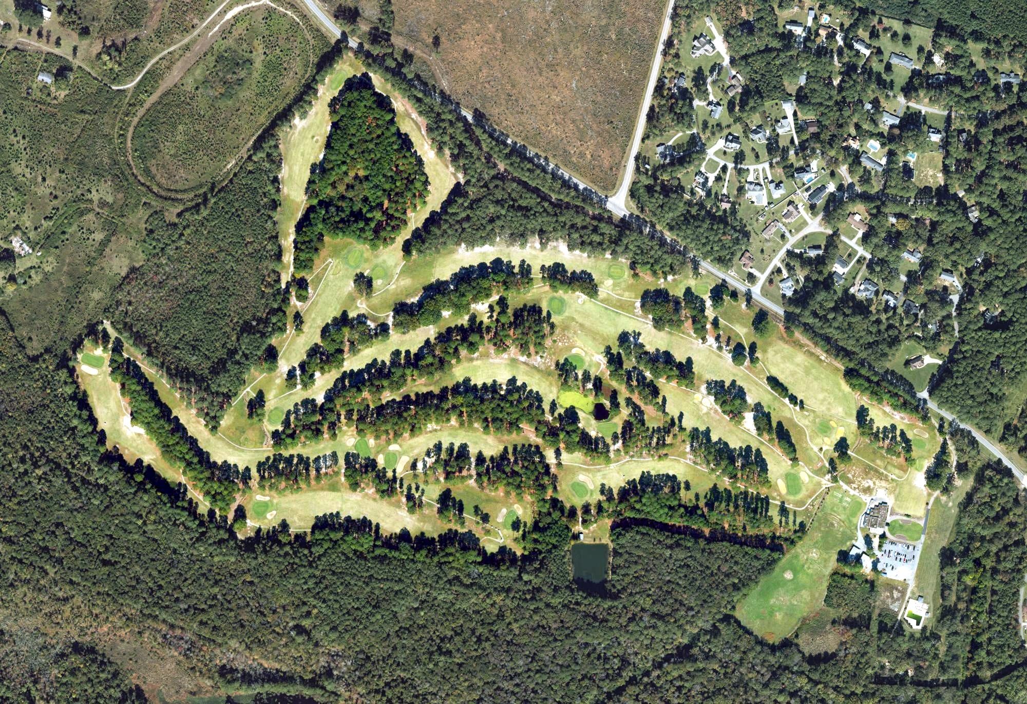Aerial view of Chockoyotte Country Club, NC, with its hole routing marked