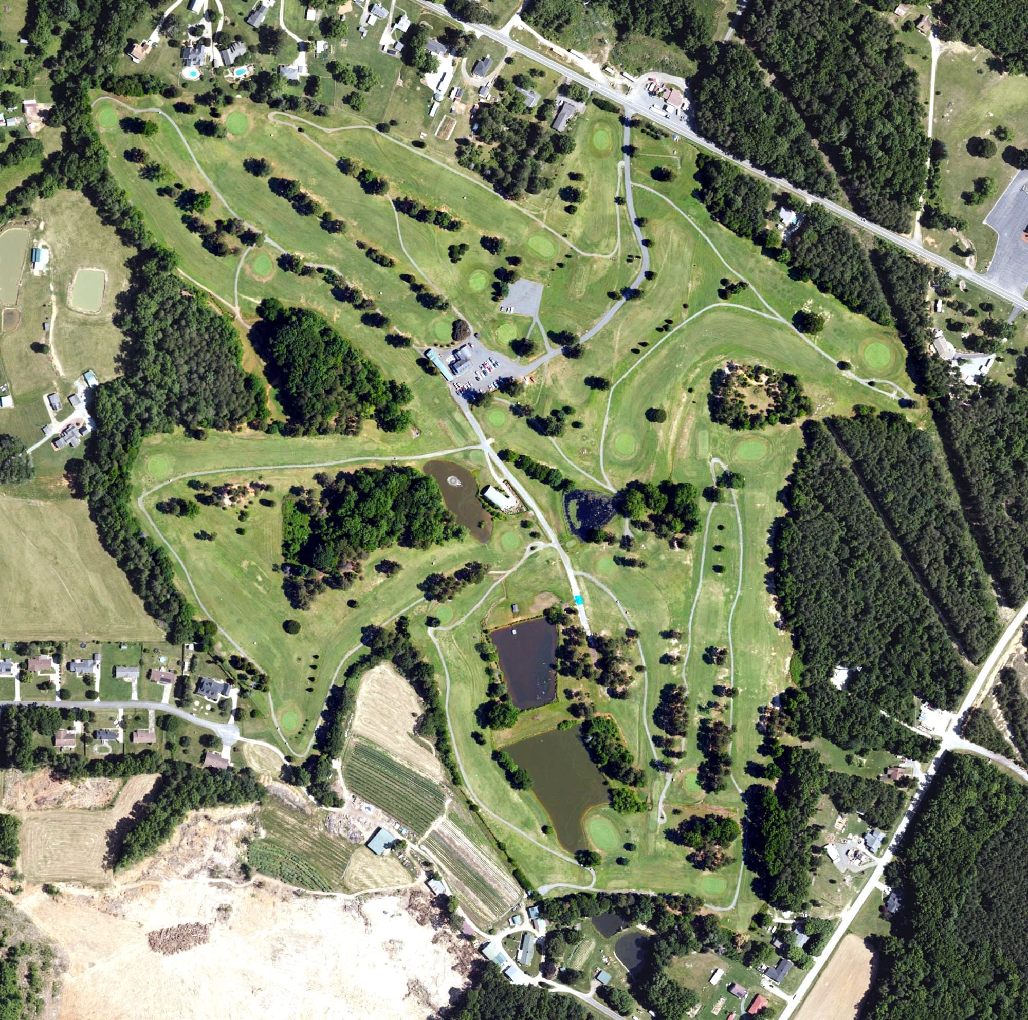 Aerial view of McCanless Golf Club, NC, with its hole routing marked