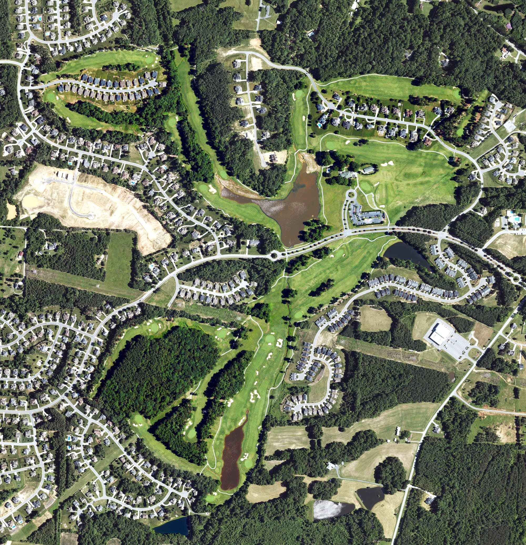 Aerial view of Meadowlands, NC, with its hole routing marked
