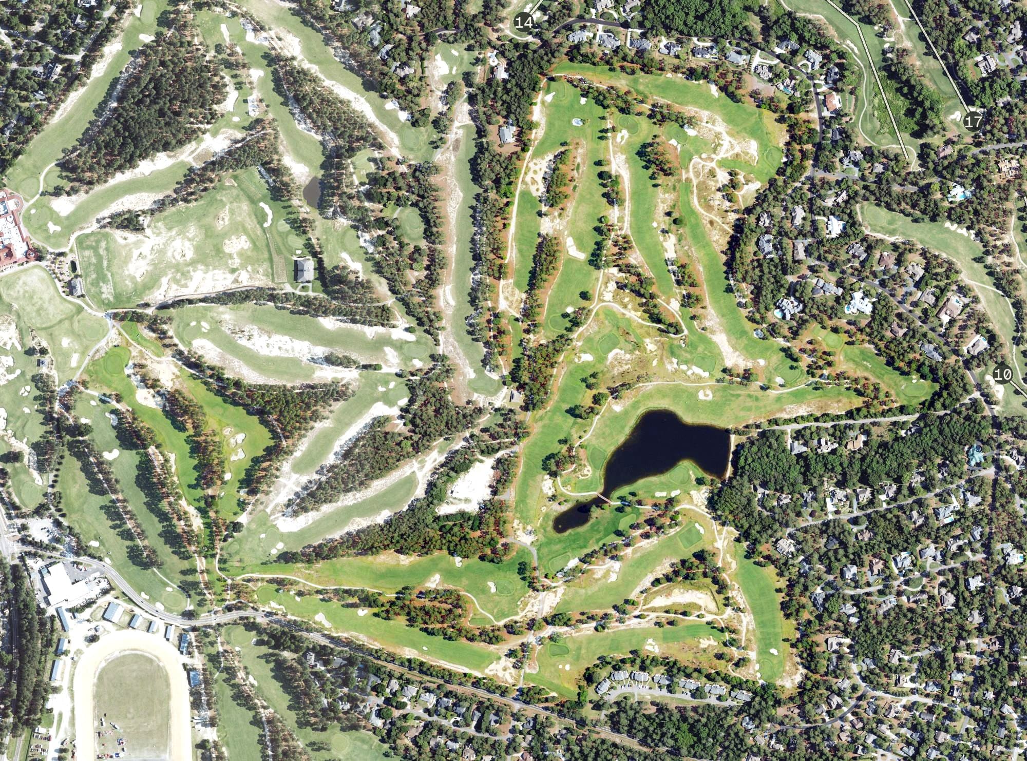 Aerial view of Pinehurst No. 4, NC, with its hole routing marked