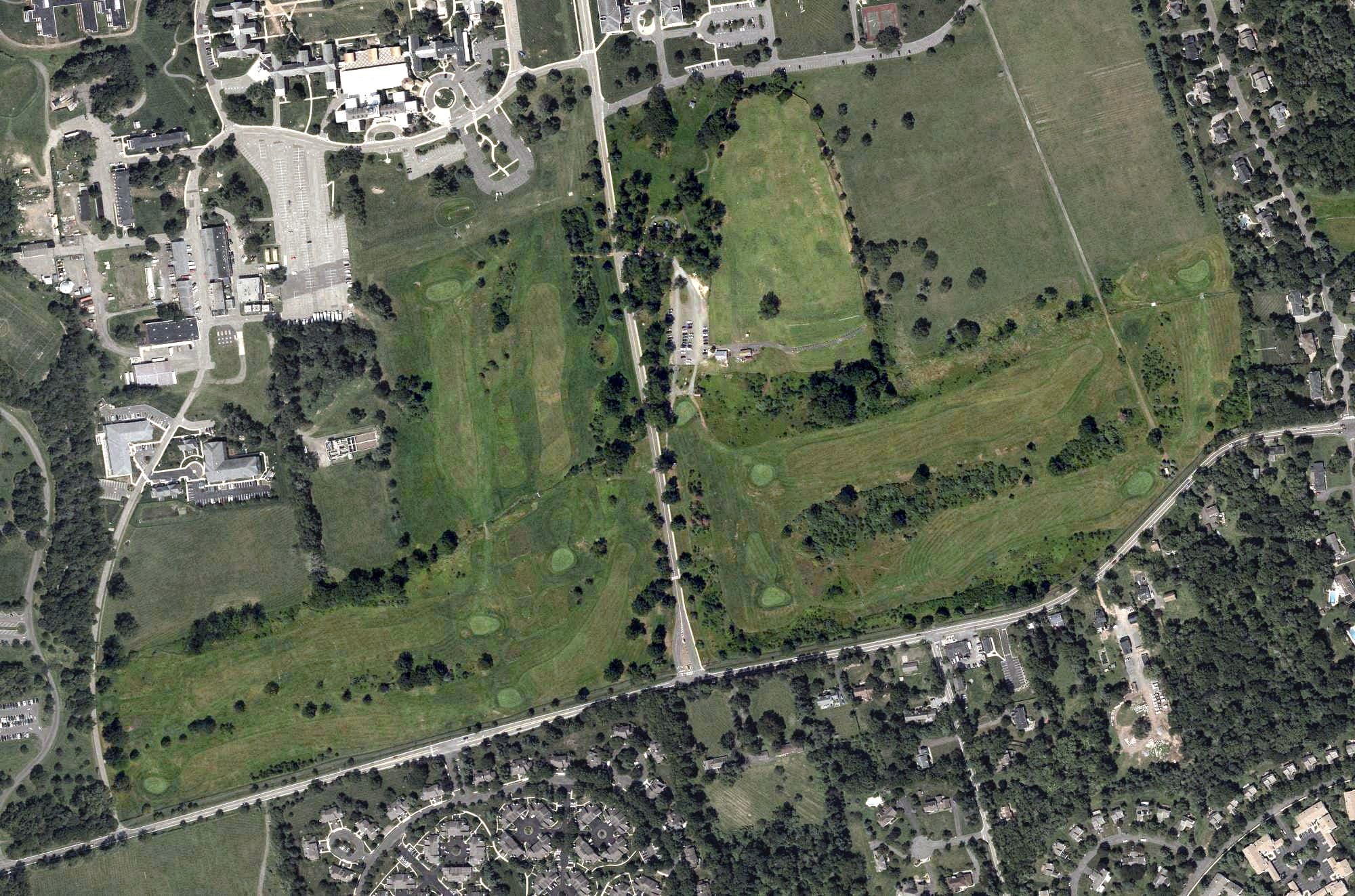 Aerial view of Coakley-Russo Memorial Golf Course, NJ, with its hole routing marked