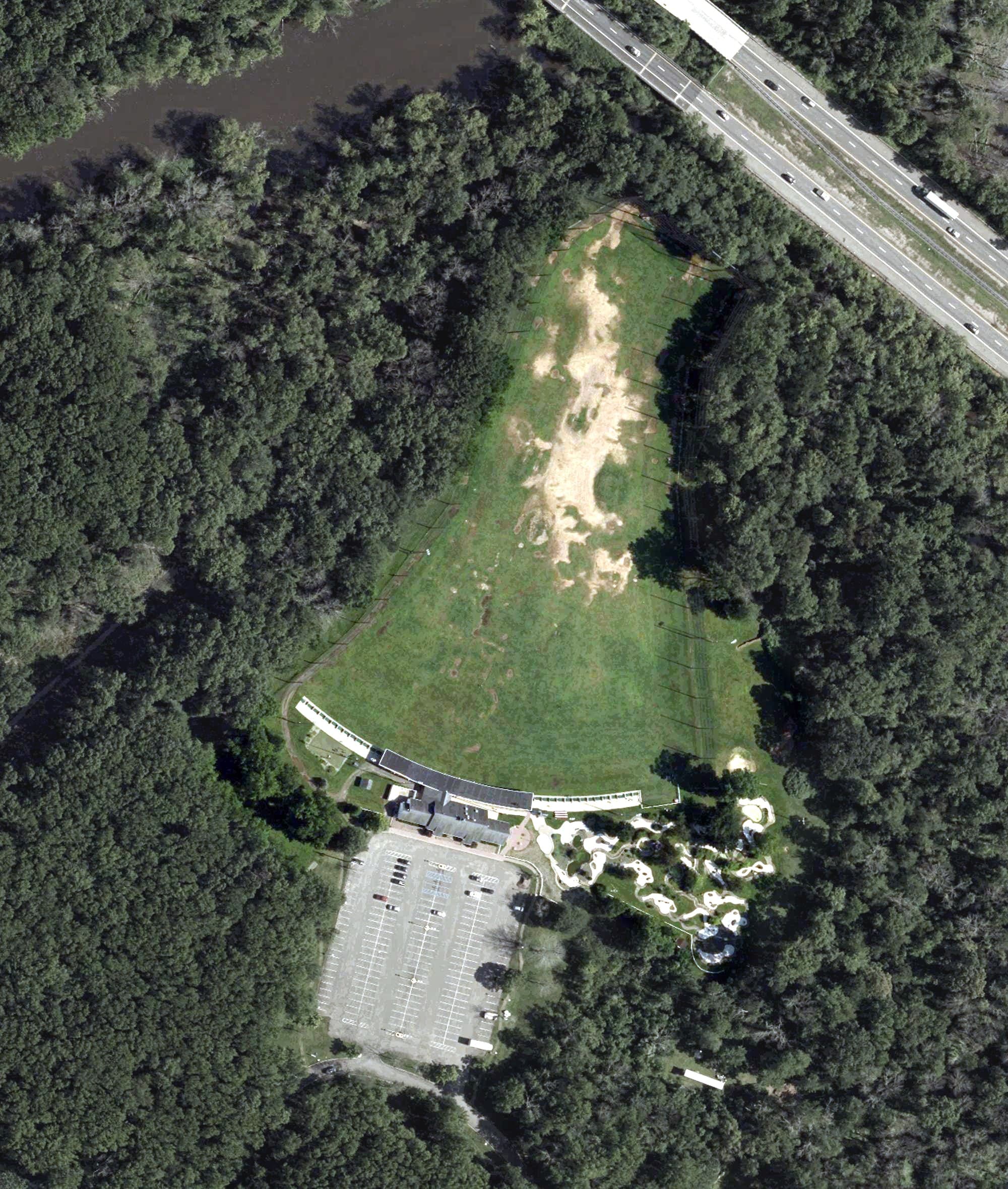 Aerial view of Essex Family Golf Center, NJ, with its hole routing marked