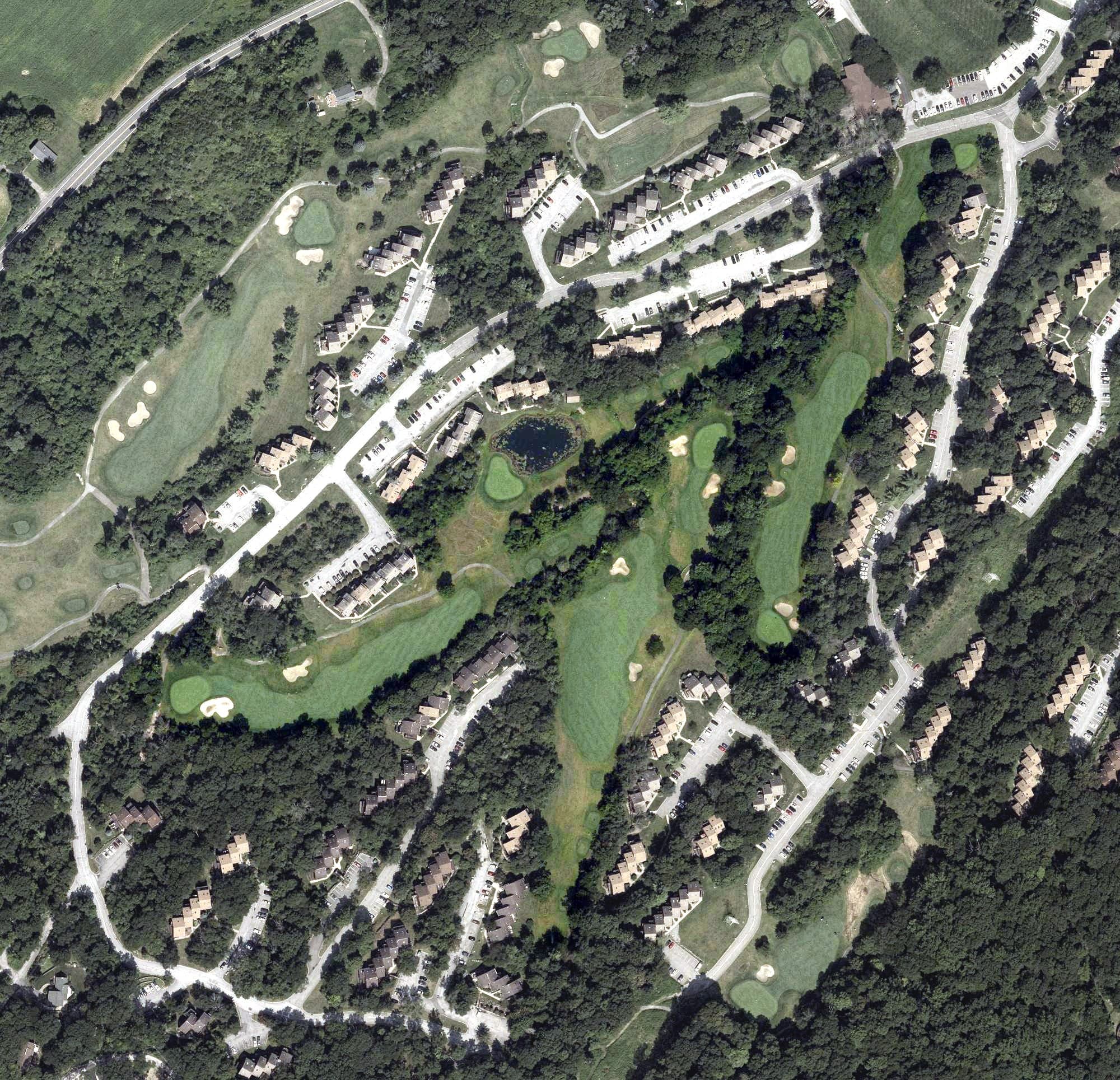 Aerial view of Minerals Family Golf Center, NJ, with its hole routing marked