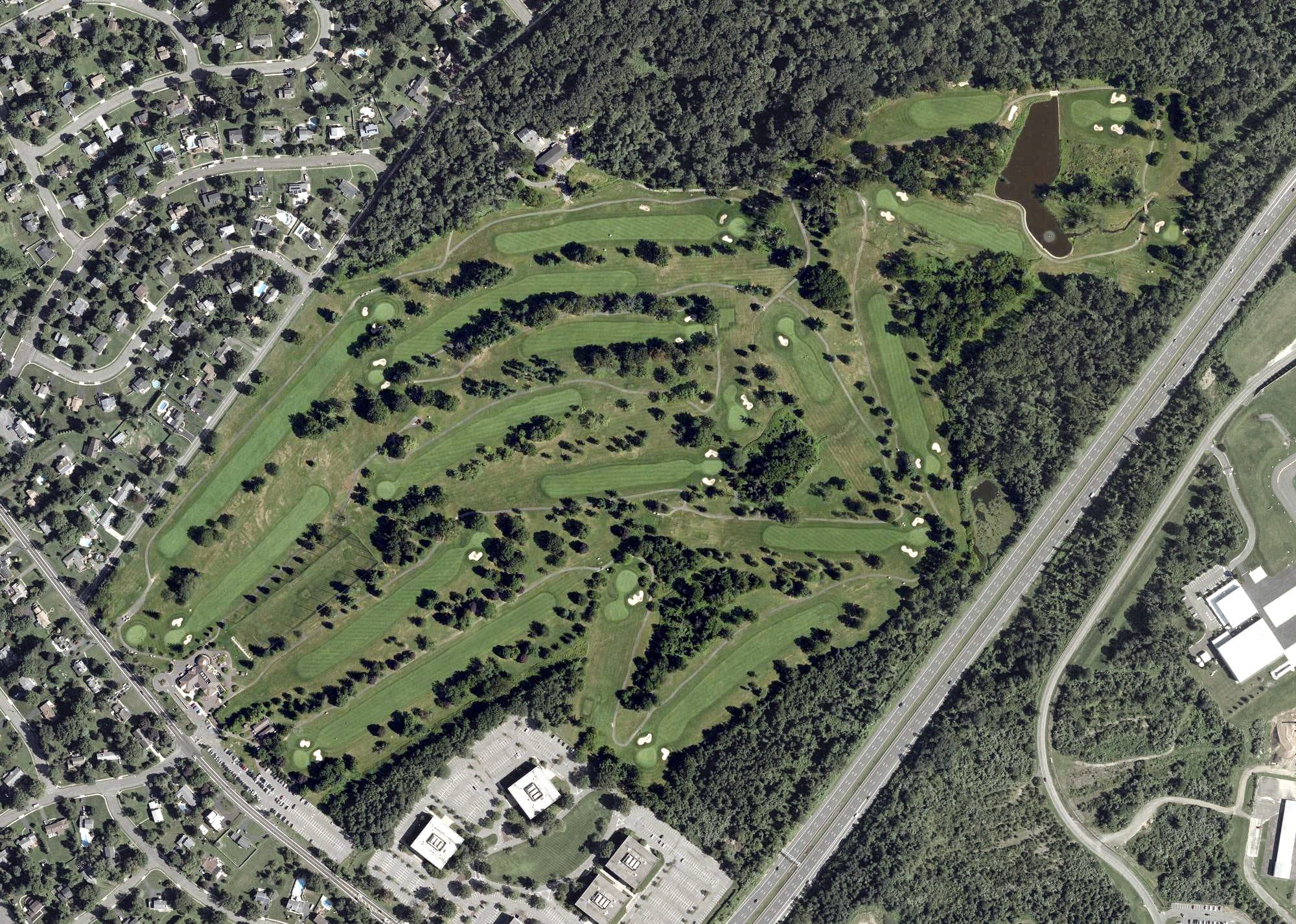 Aerial view of Mountain View Golf Course, NJ, with its hole routing marked