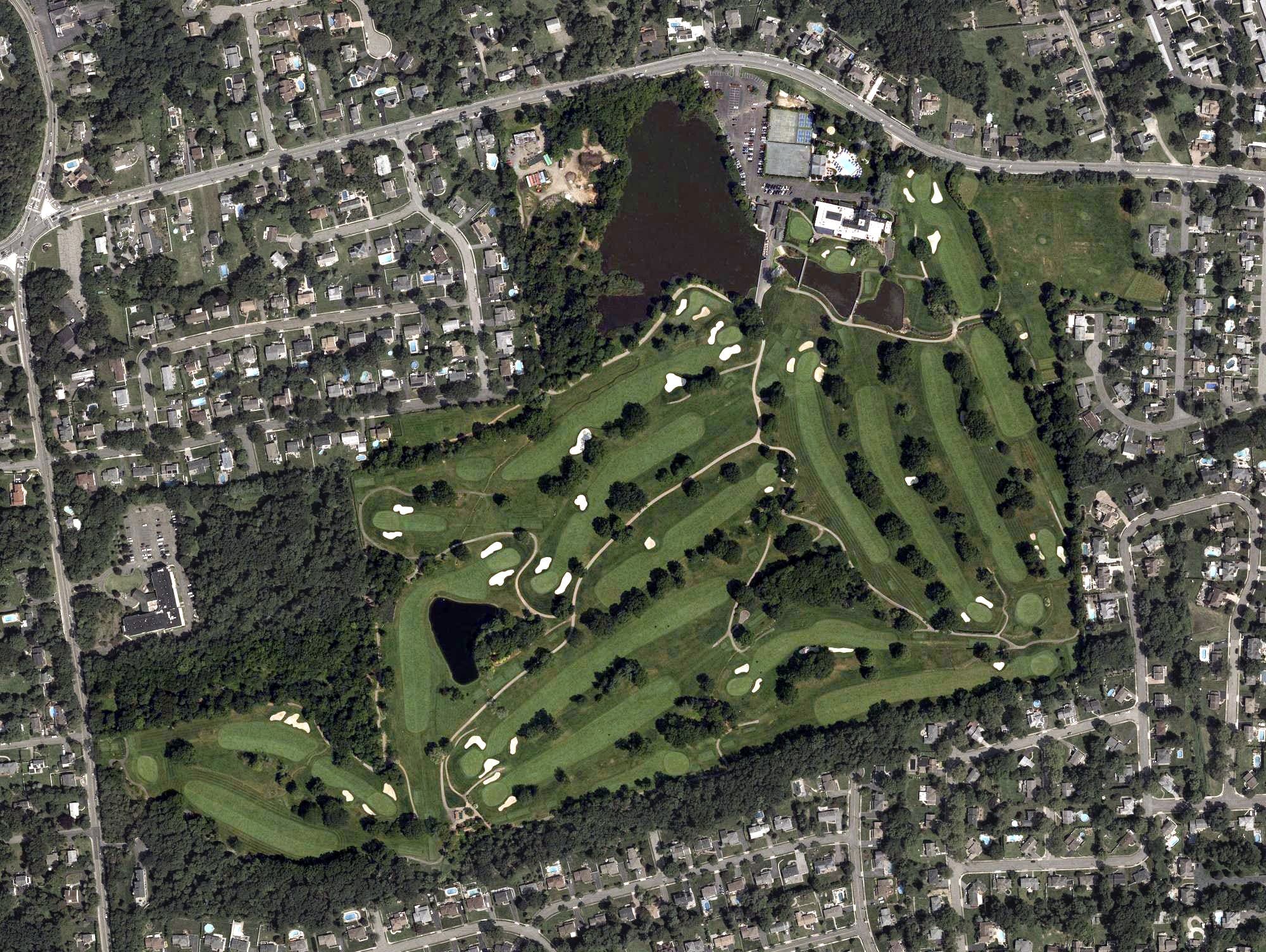 Aerial view of Preakness Hills Country Club, NJ, with its hole routing marked