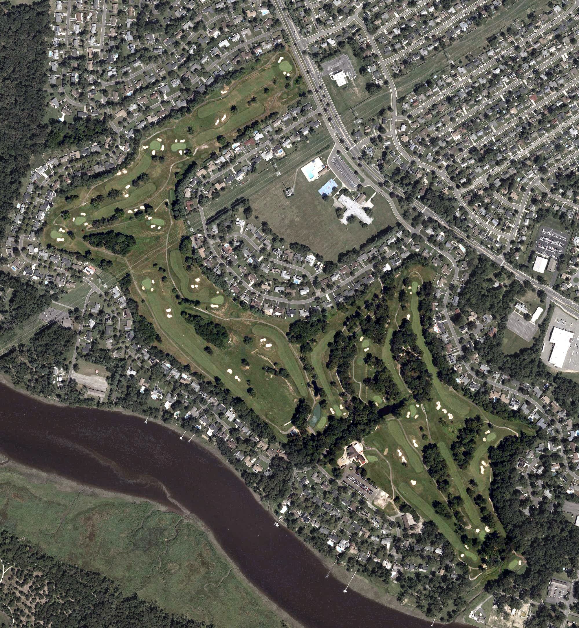 Aerial view of Rancocas Golf Club, NJ, with its hole routing marked