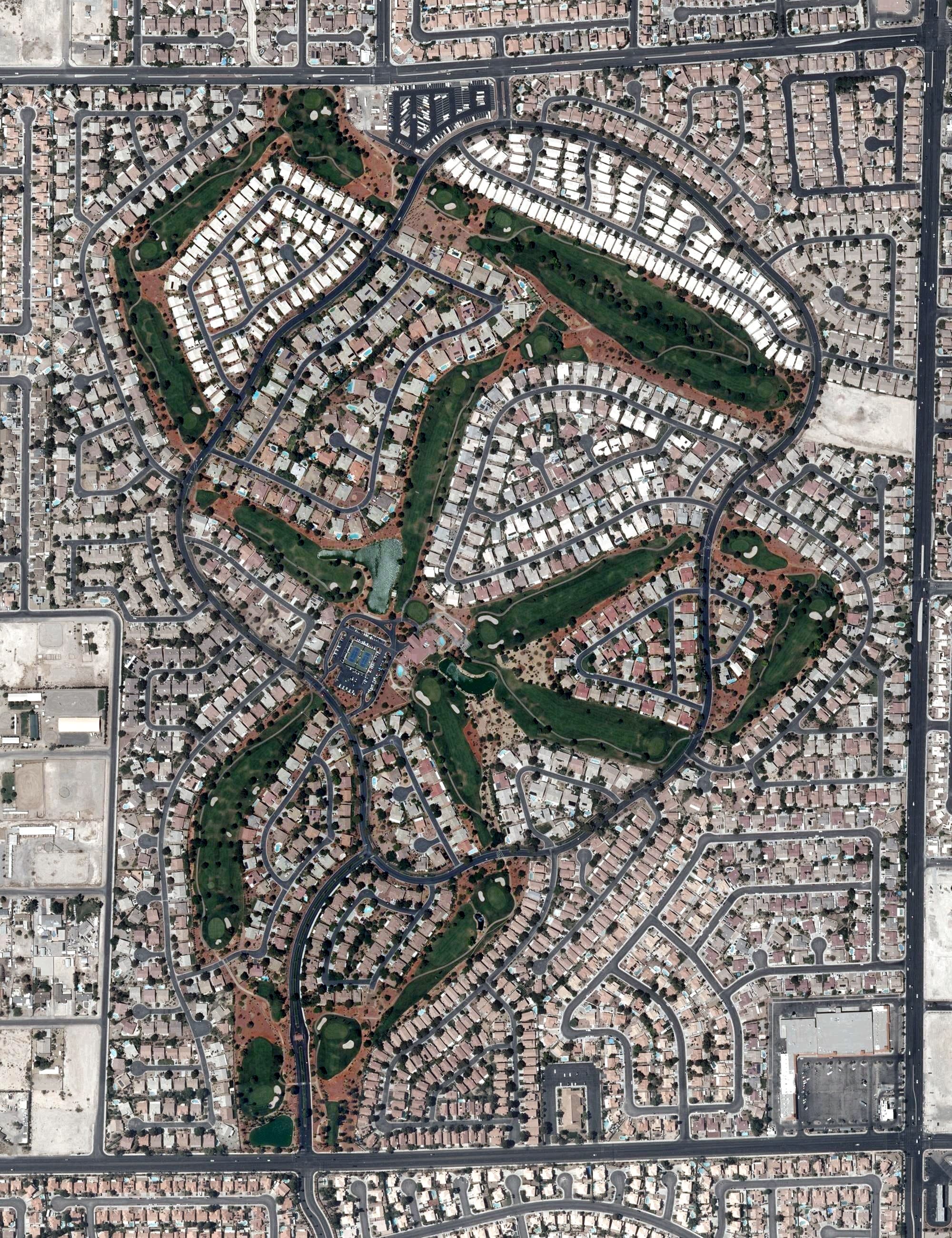 Aerial view of Los Prados Golf & Country Club, NV, with its hole routing marked