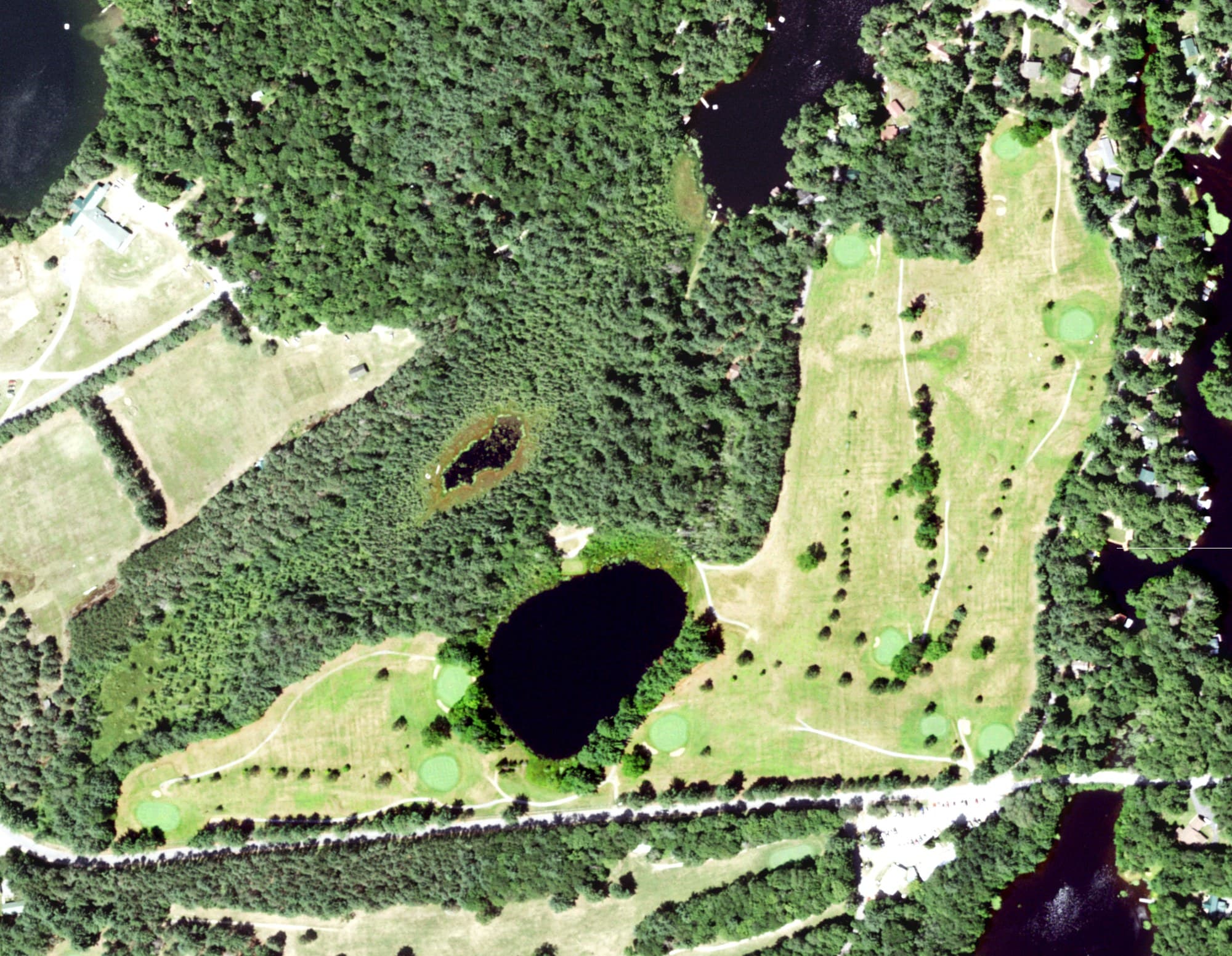 Aerial view of Brantingham Golf Course, NY, with its hole routing marked