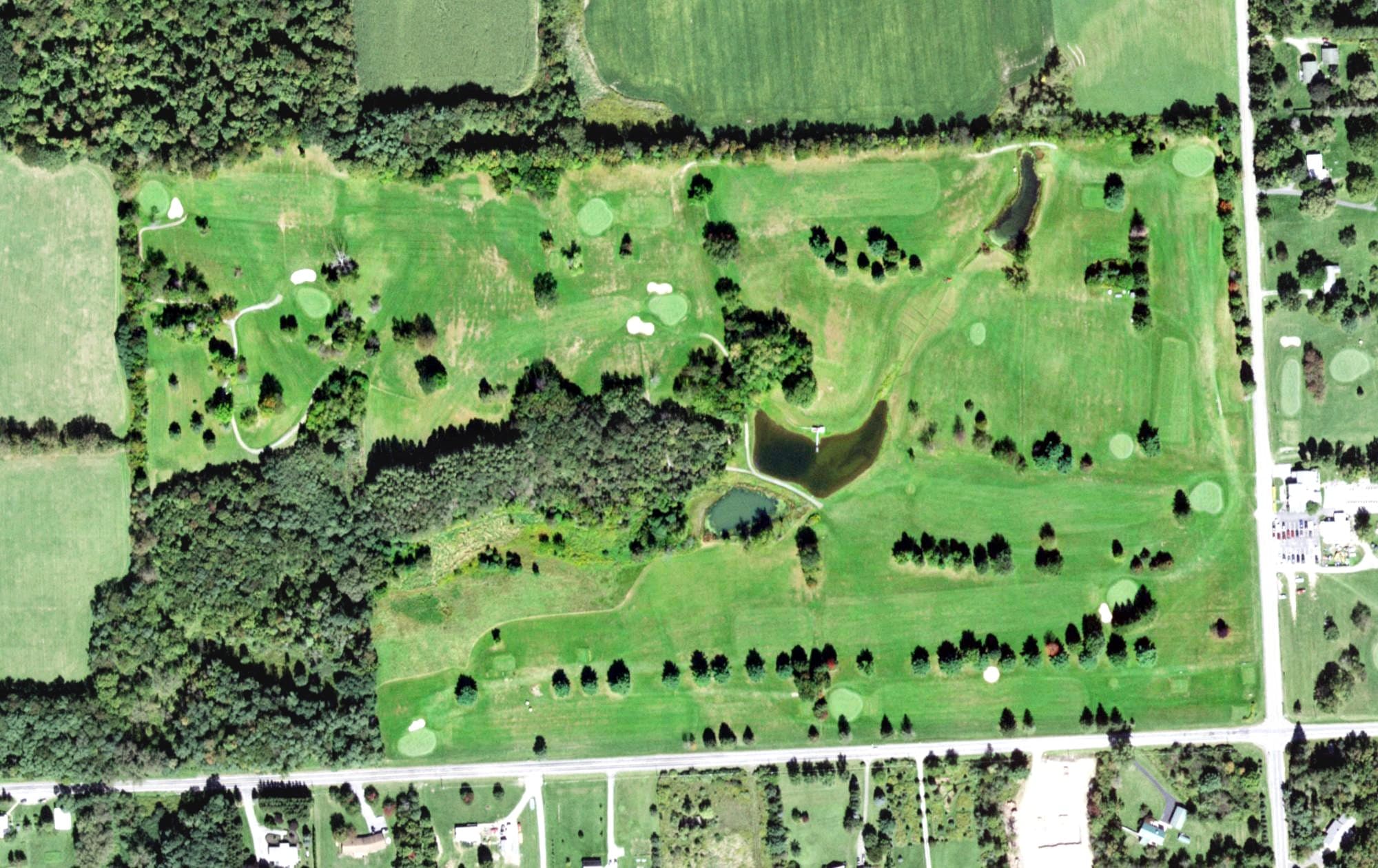 Aerial view of Hillendale Golf Course, NY, with its hole routing marked