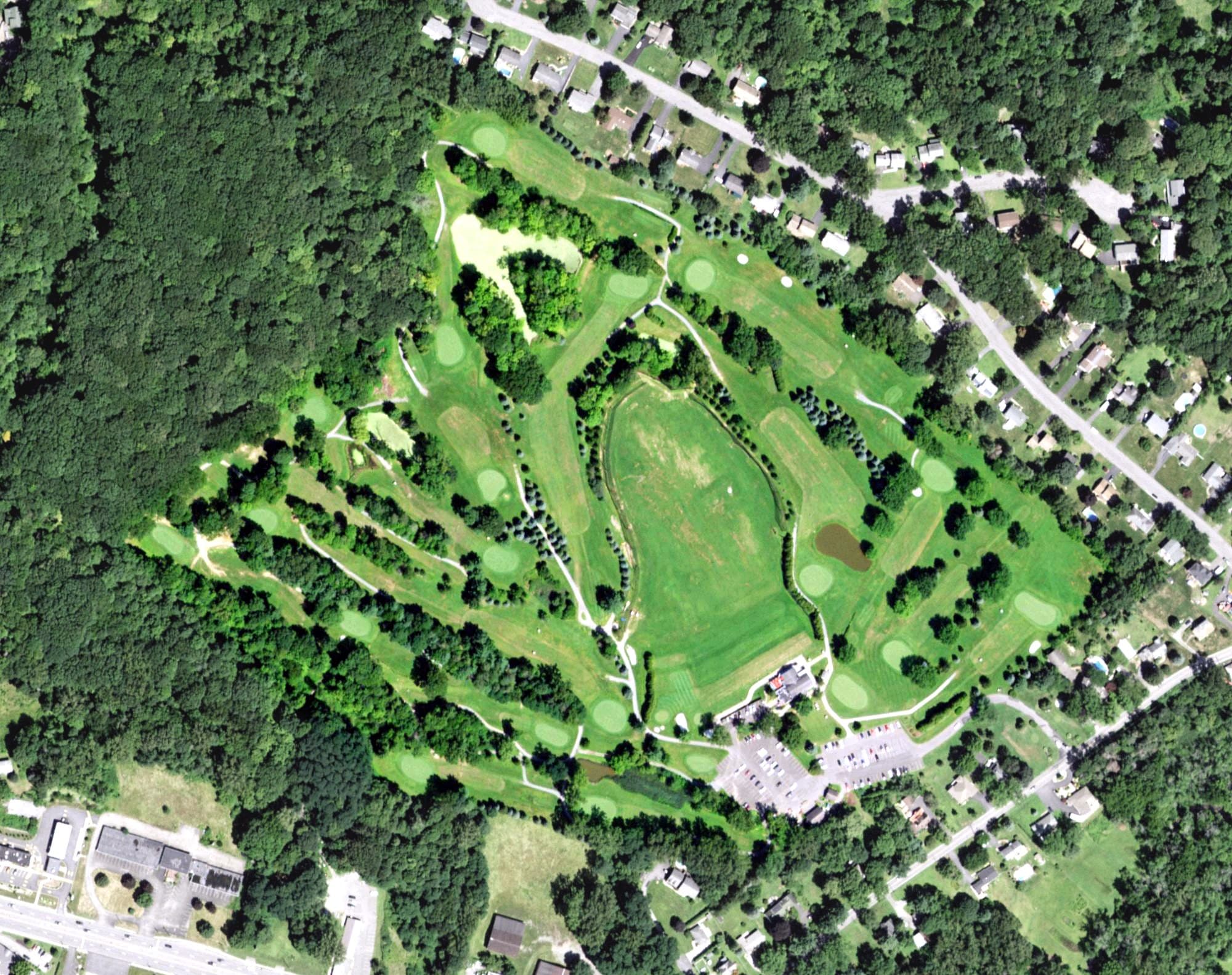 Aerial view of Mill Road Acres Golf Course, NY, with its hole routing marked