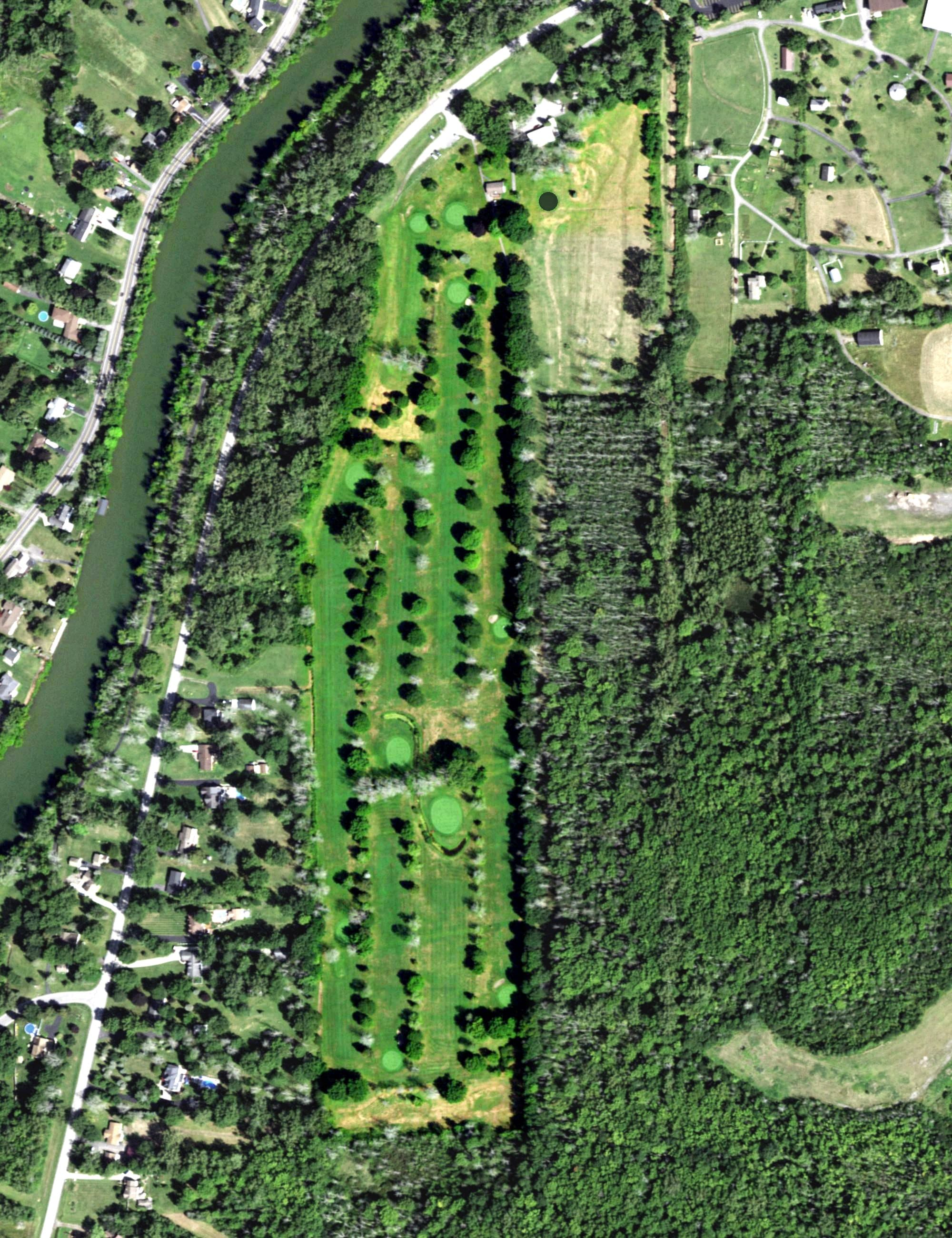 Aerial view of Oakwood Golf Course, NY, with its hole routing marked
