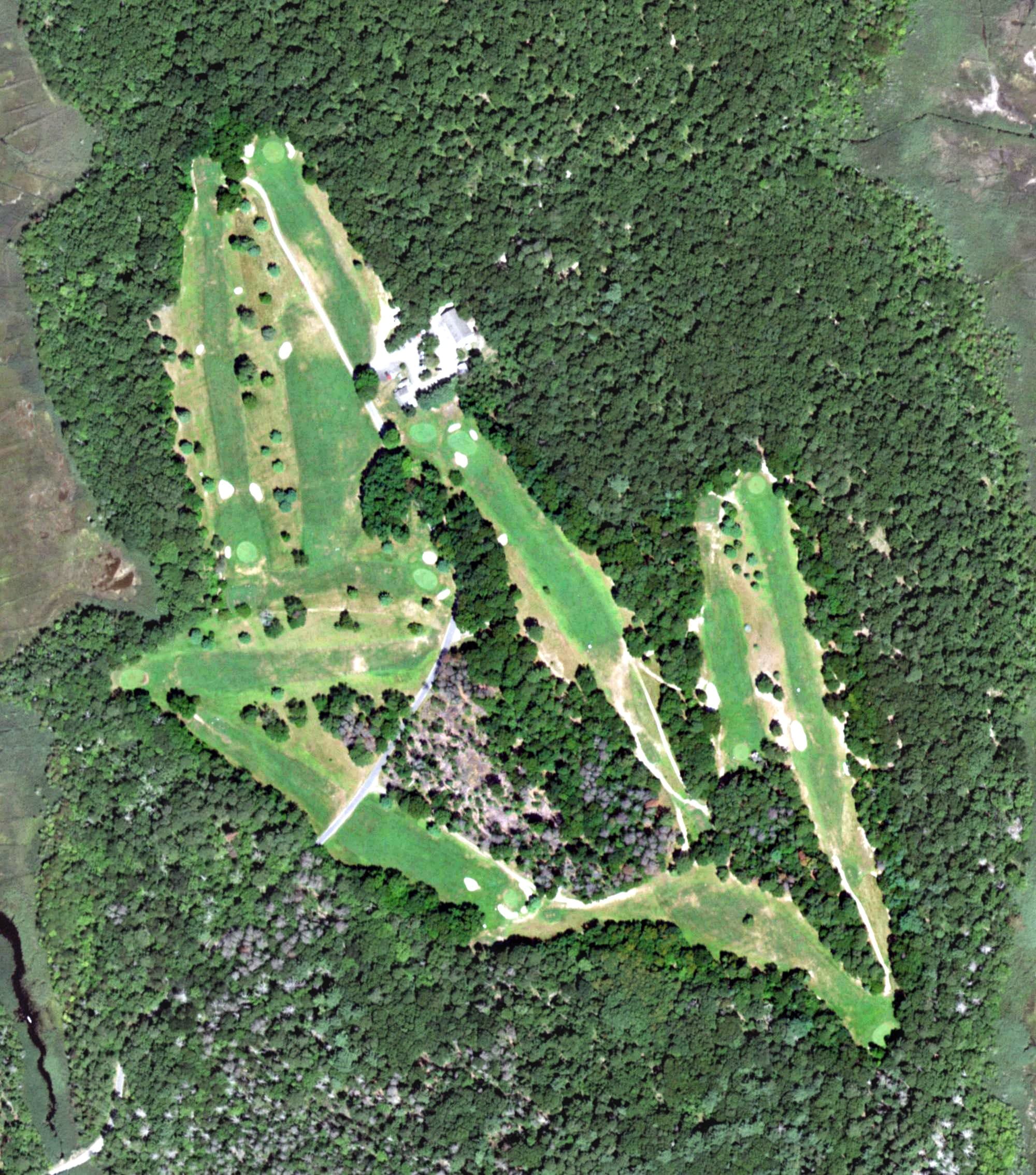 Aerial view of Sag Harbor Golf Course, NY, with its hole routing marked
