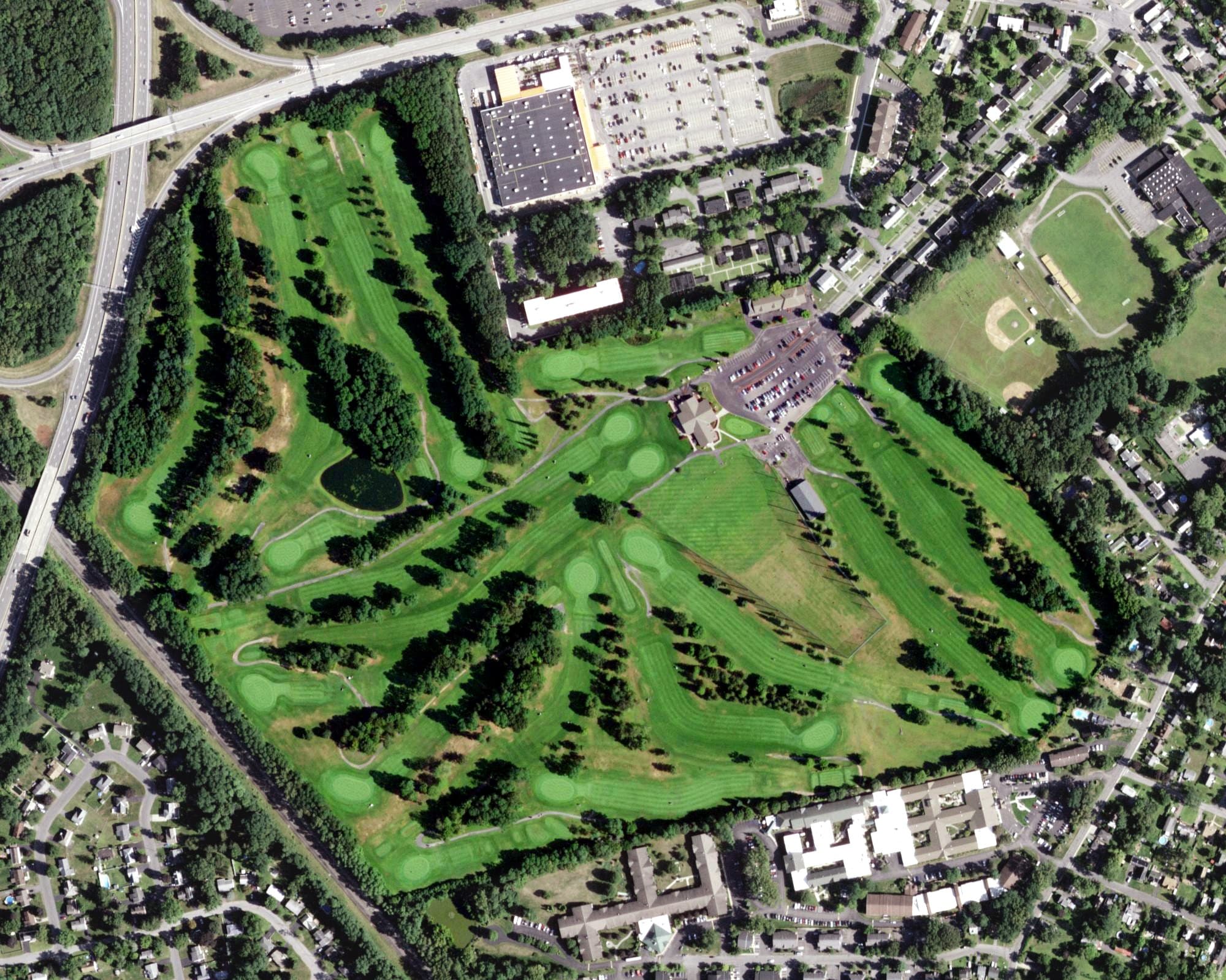 Aerial view of Schenectady Stadium Country Club, NY, with its hole routing marked