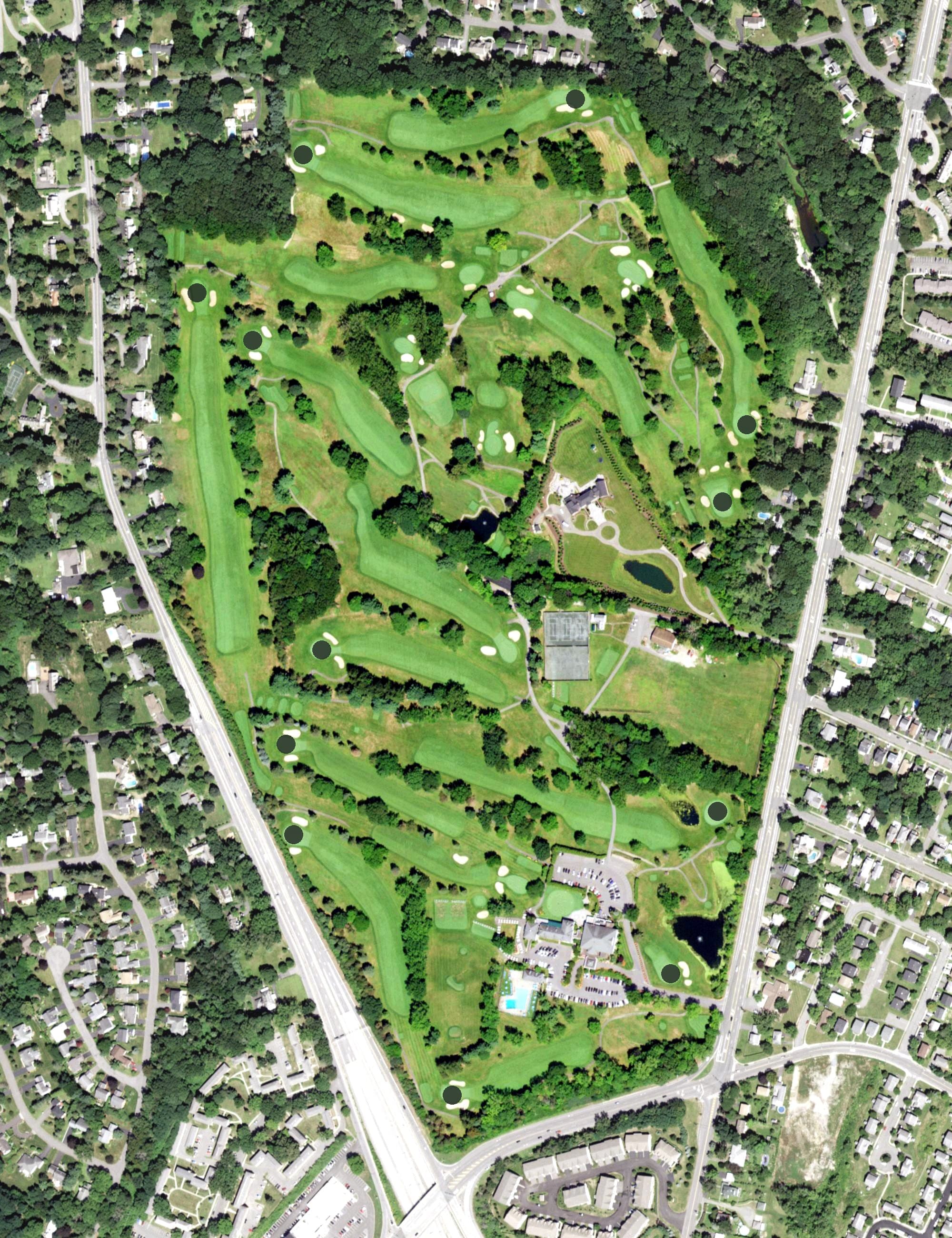 Aerial view of Wolfert's Roost Country Club, NY, with its hole routing marked