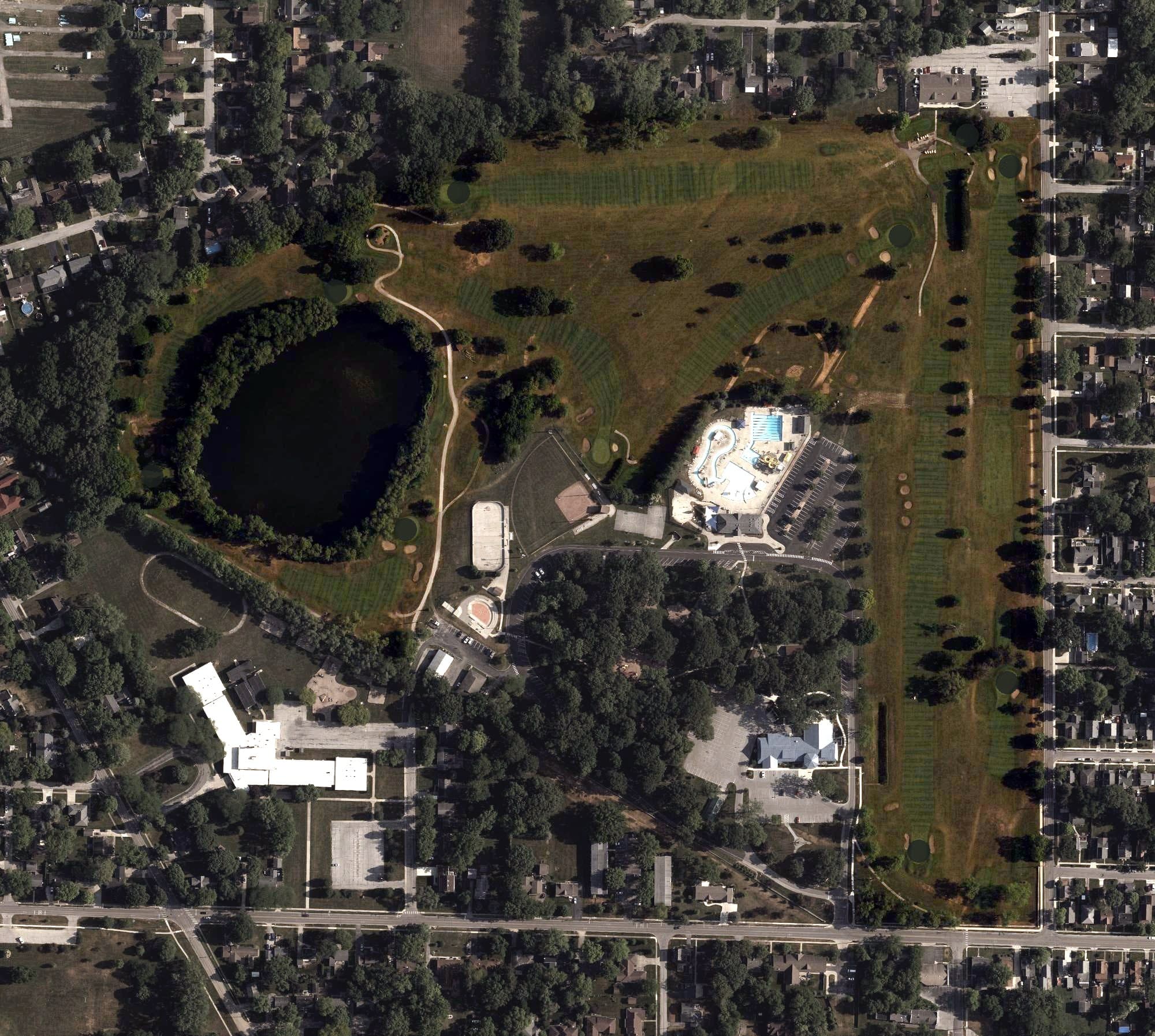 Aerial view of Bowling Green Country Club, OH, with its hole routing marked