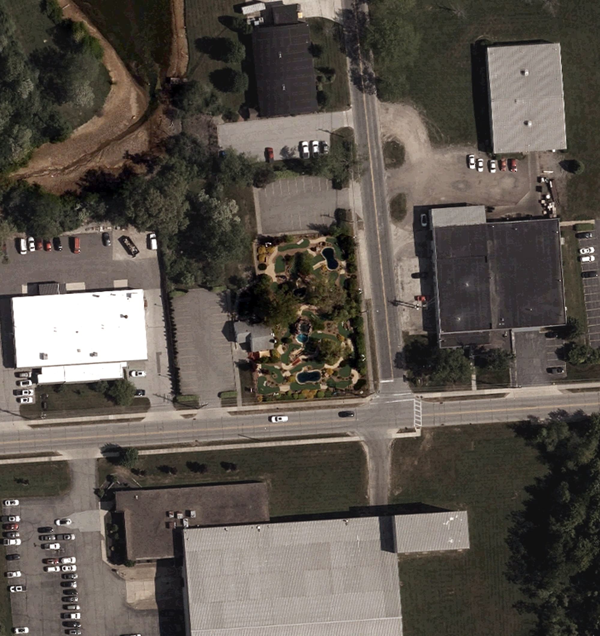 Aerial view of Chip's Clubhouse, OH, with its hole routing marked