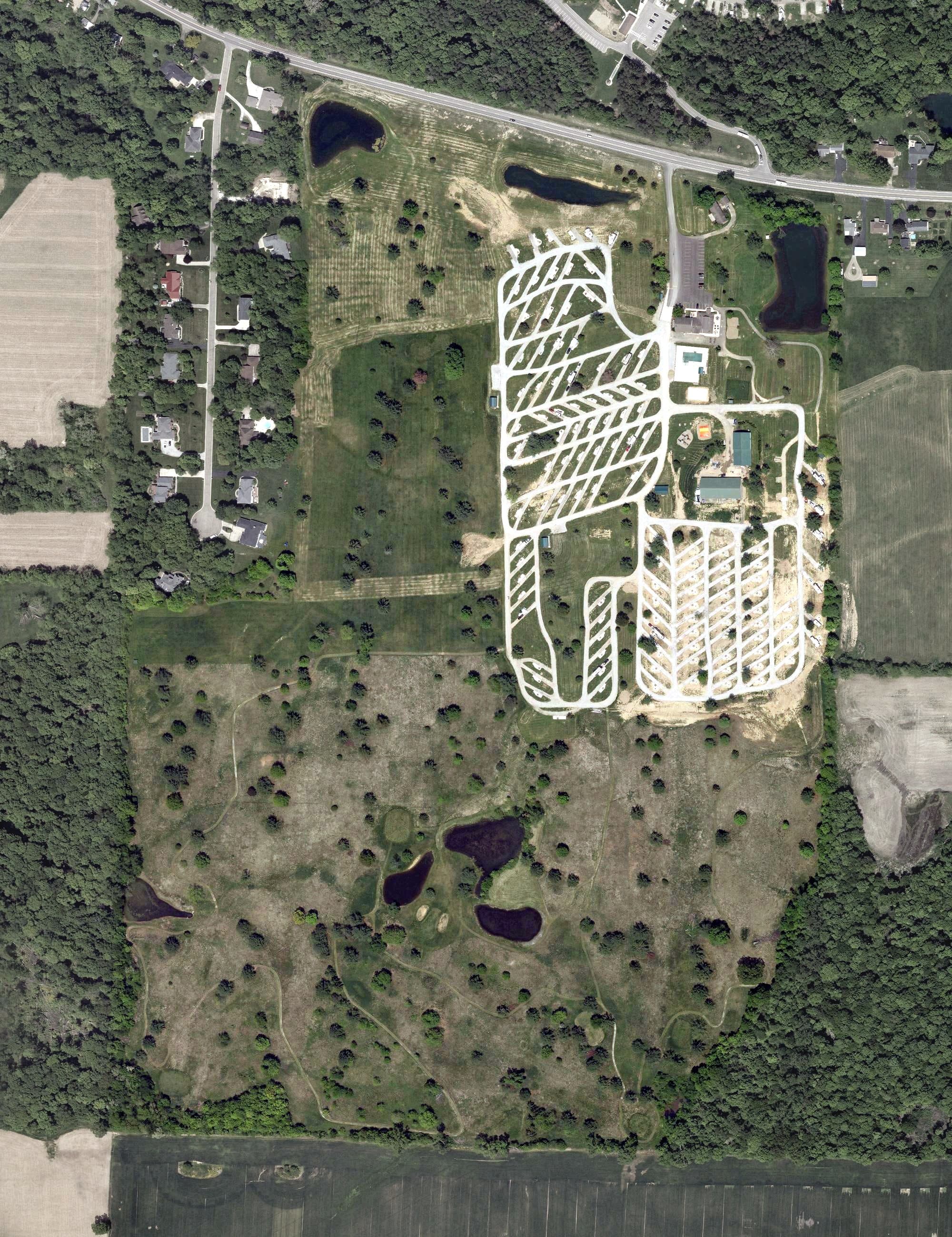 Aerial view of Pine Lakes Golf Club, OH, with its hole routing marked