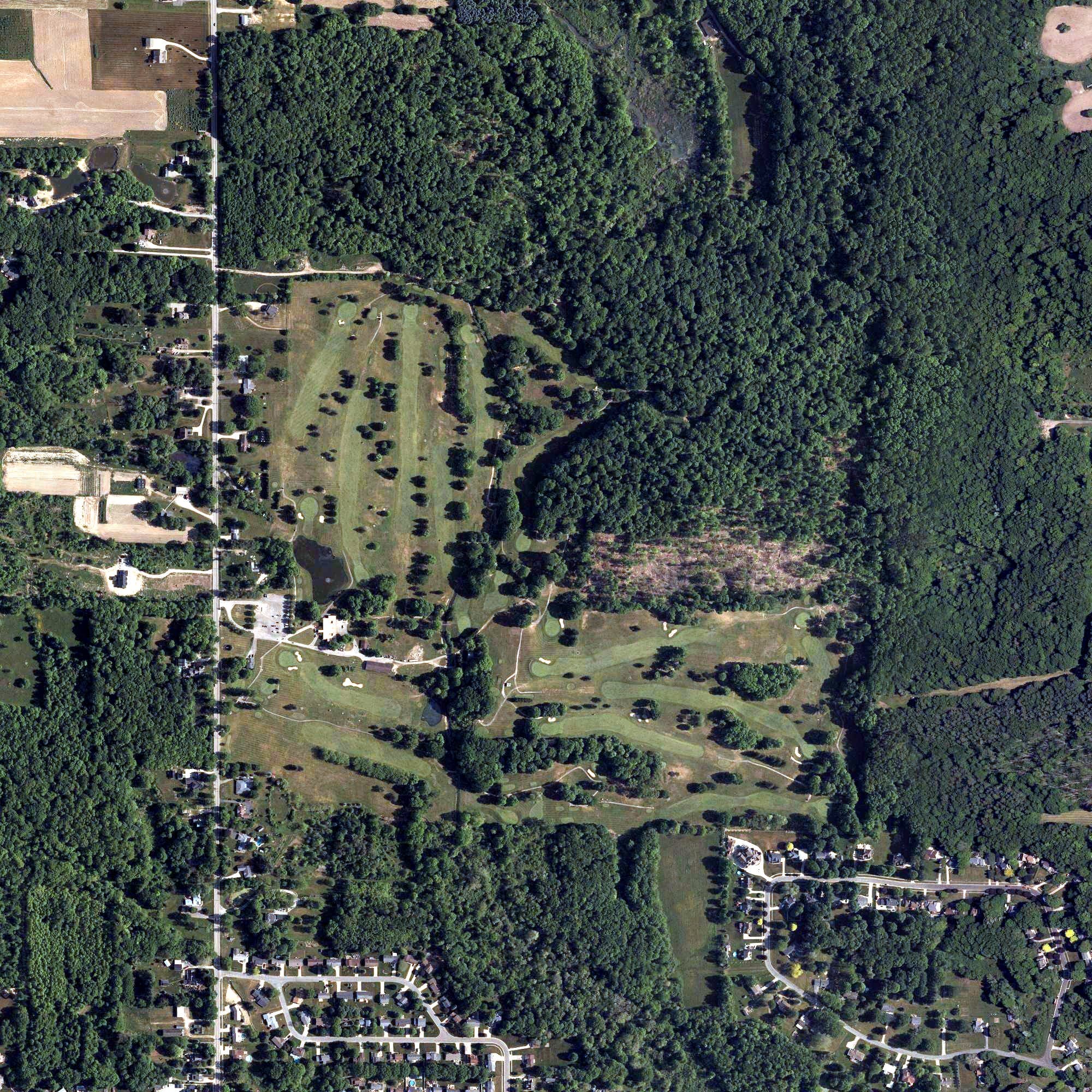 Aerial view of Sugar Bush Golf Course, OH, with its hole routing marked