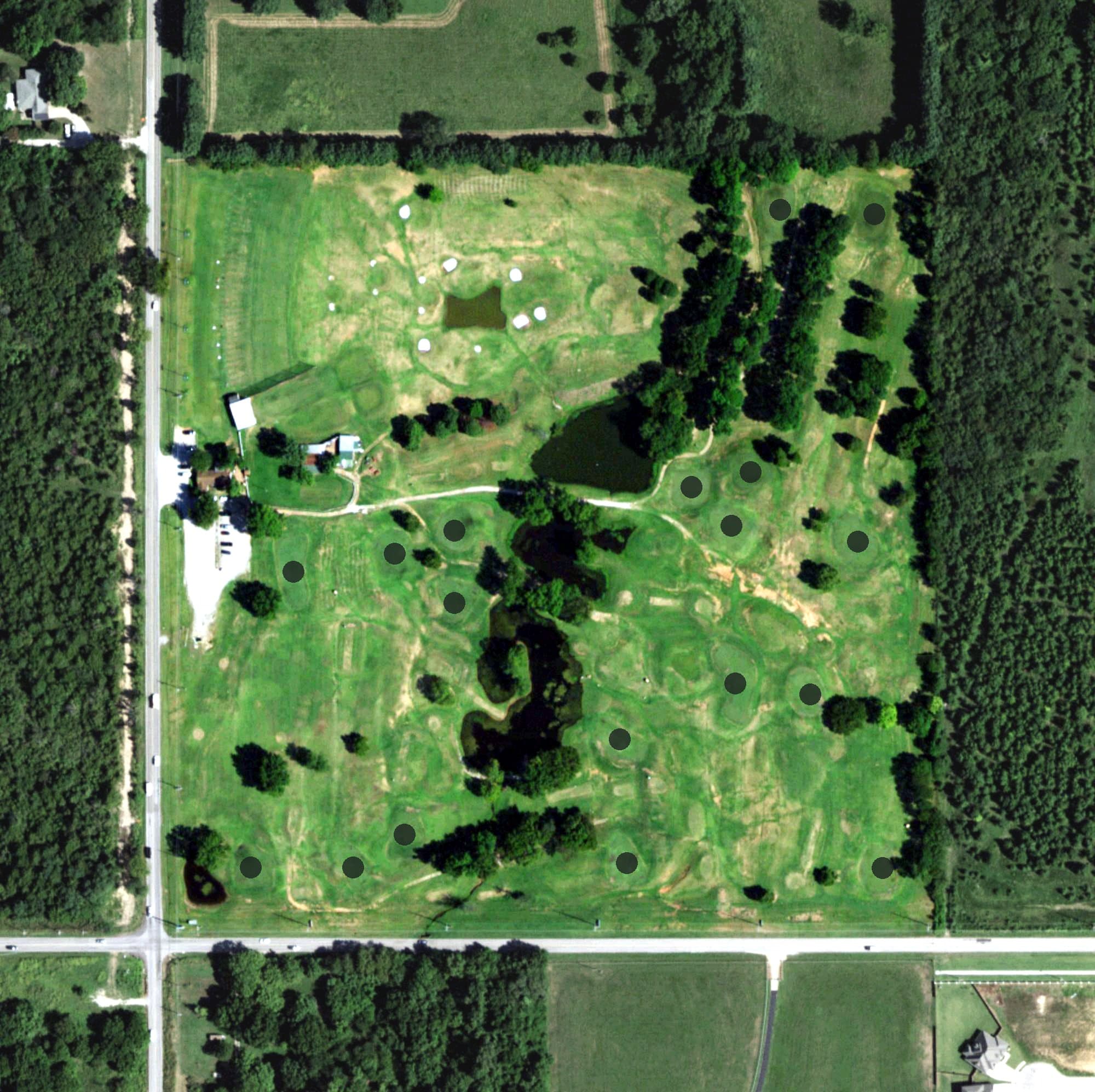 Aerial view of Lil' Links Golf Course, OK, with its hole routing marked