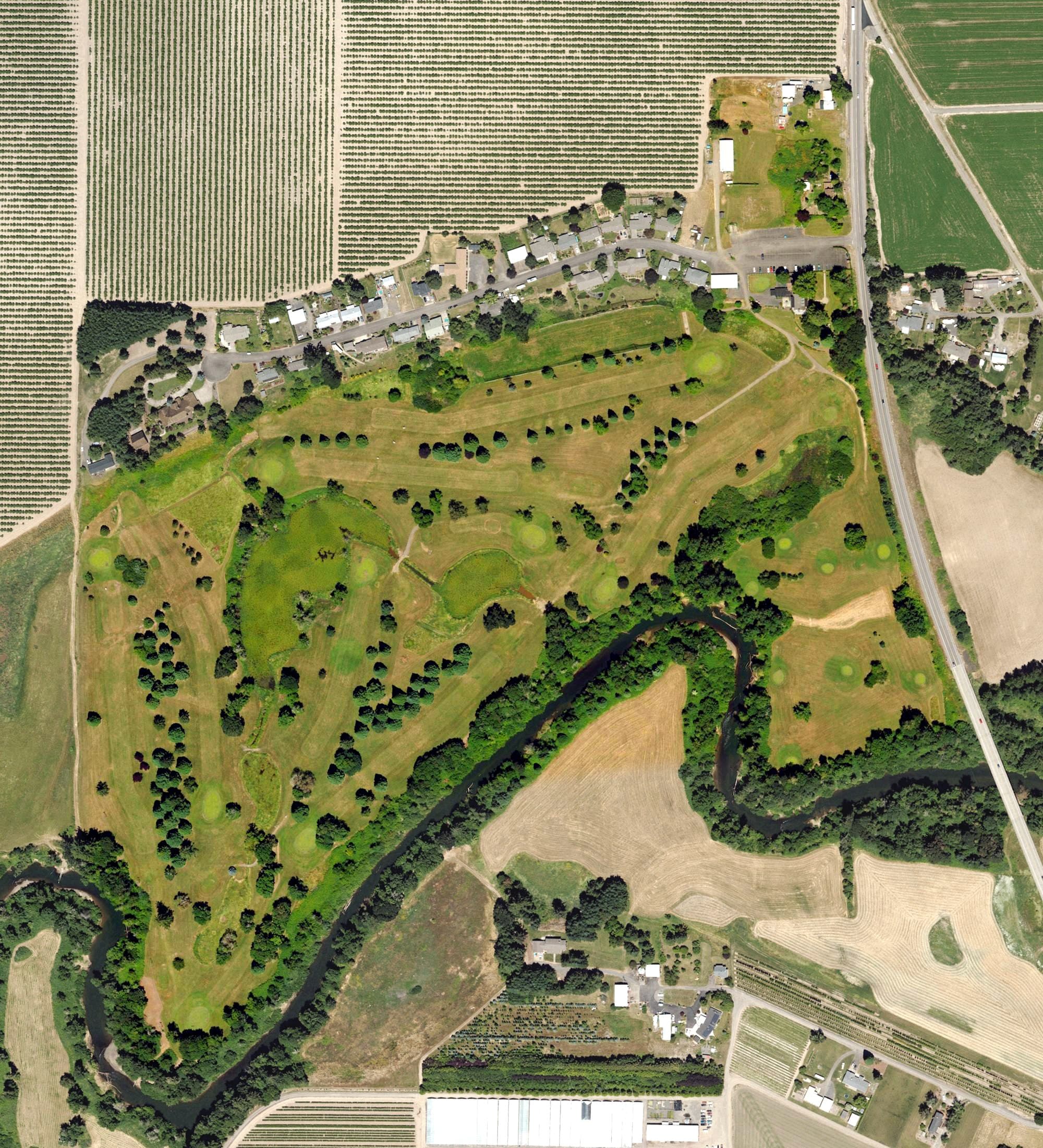 Aerial view of Bayou Golf Club, OR, with its hole routing marked