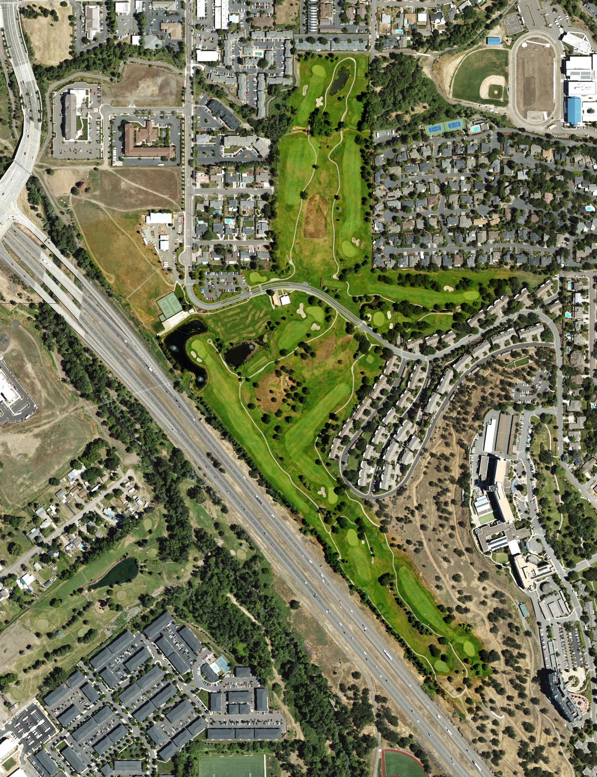 Aerial view of Quail Point Golf Course, OR, with its hole routing marked