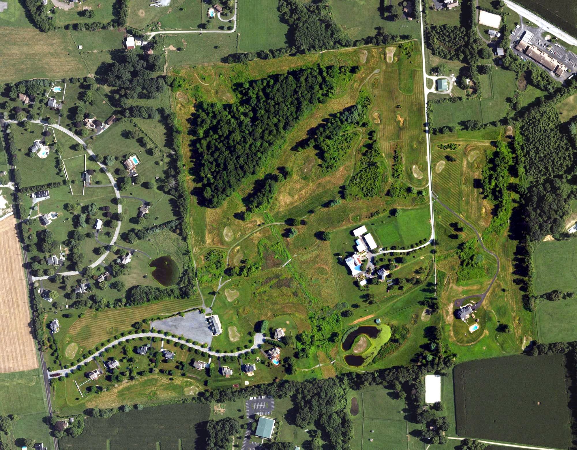Aerial view of Chisel Creek Golf Course, PA, with its hole routing marked