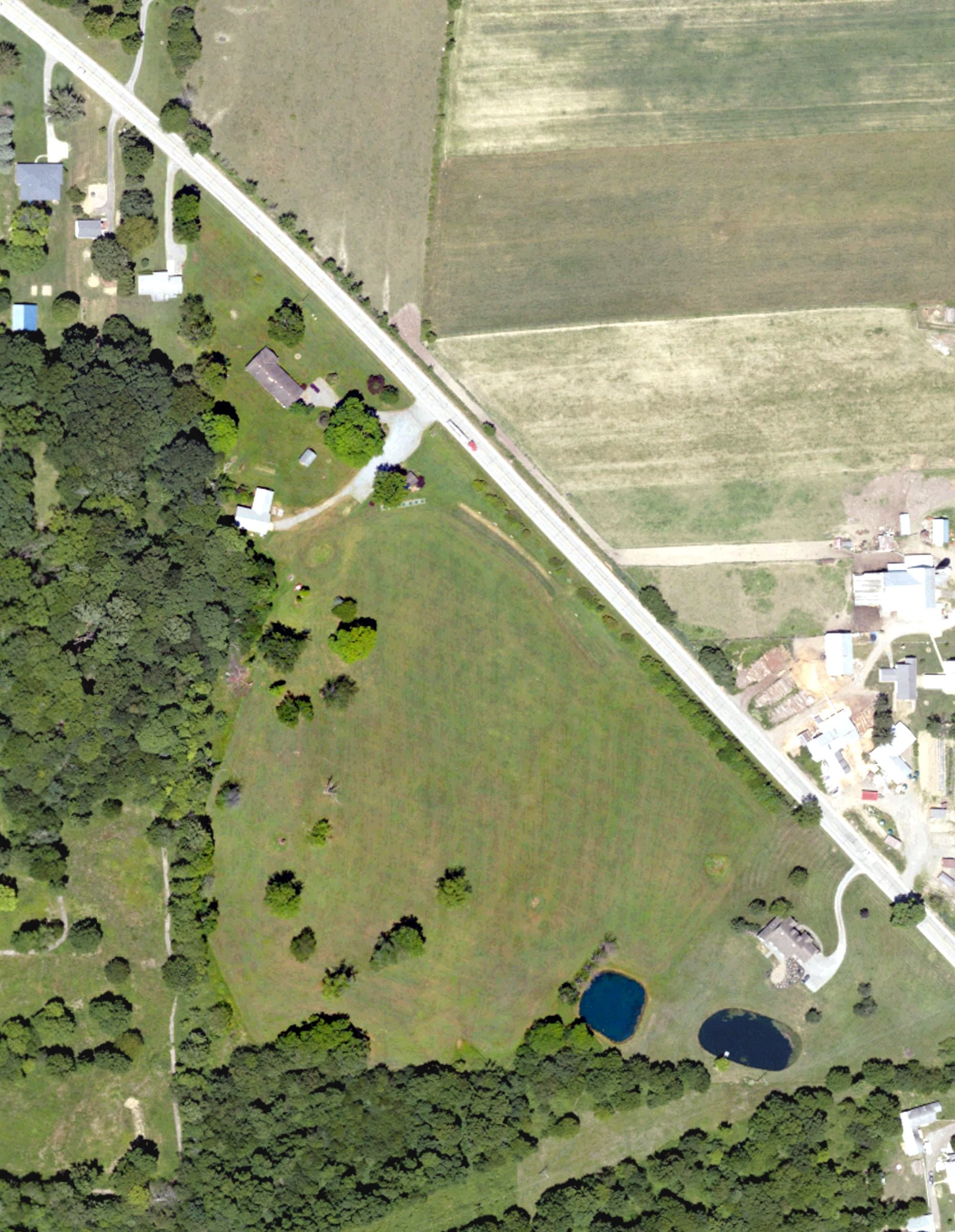 Aerial view of Doubletree Golf Range, PA, with its hole routing marked