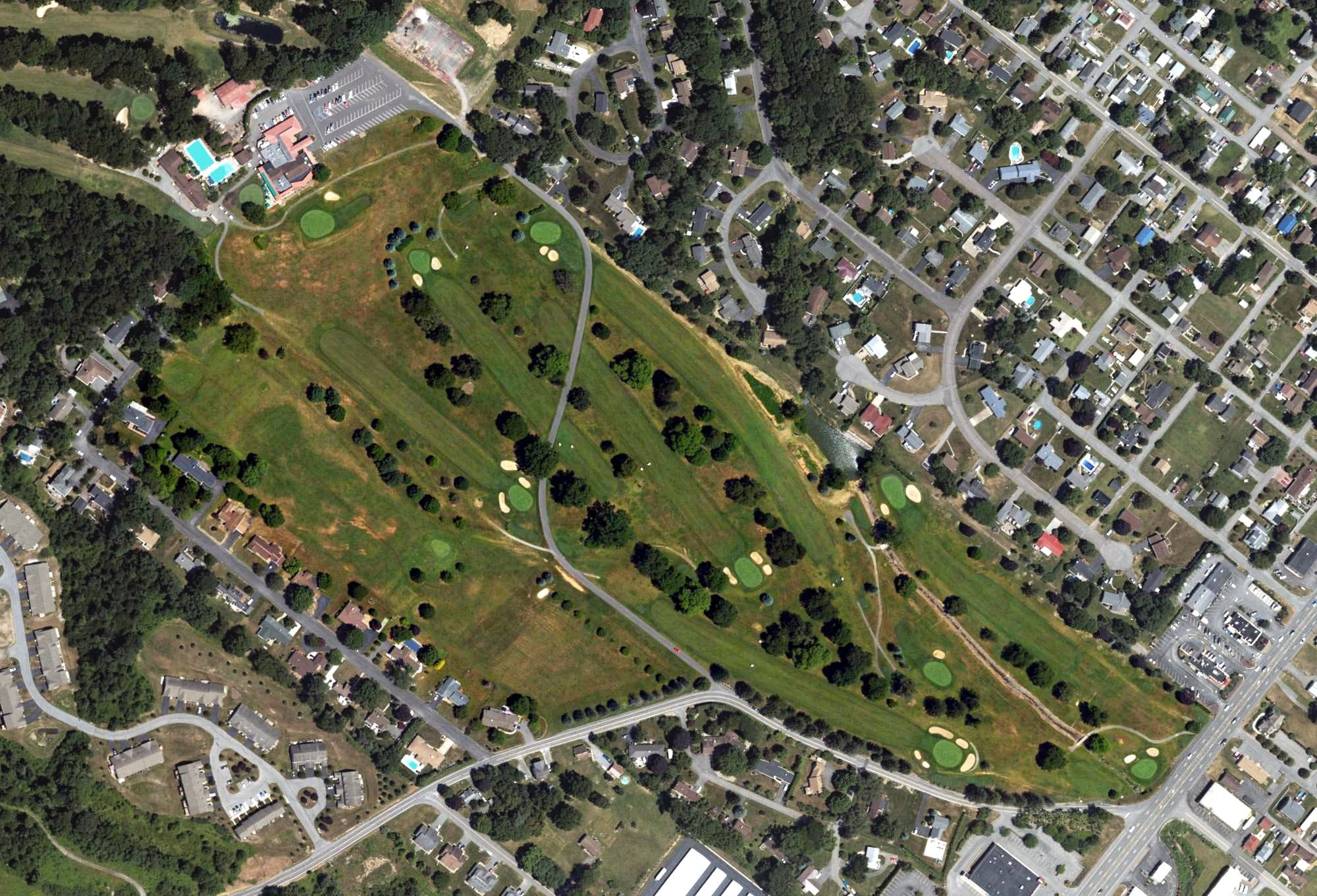 Aerial view of Shade Mountain Golf Course, PA, with its hole routing marked