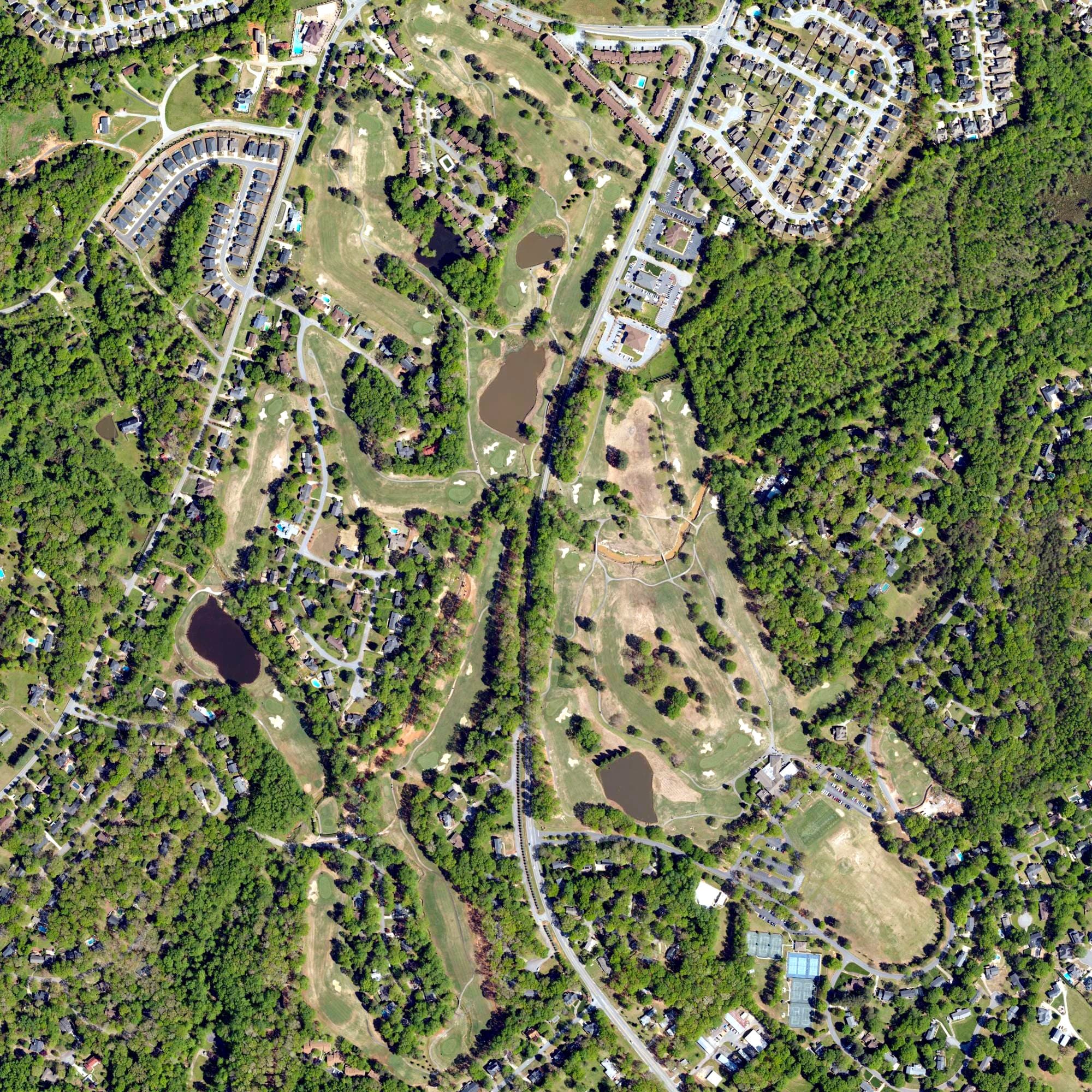 Aerial view of Holly Tree Country Club, SC, with its hole routing marked