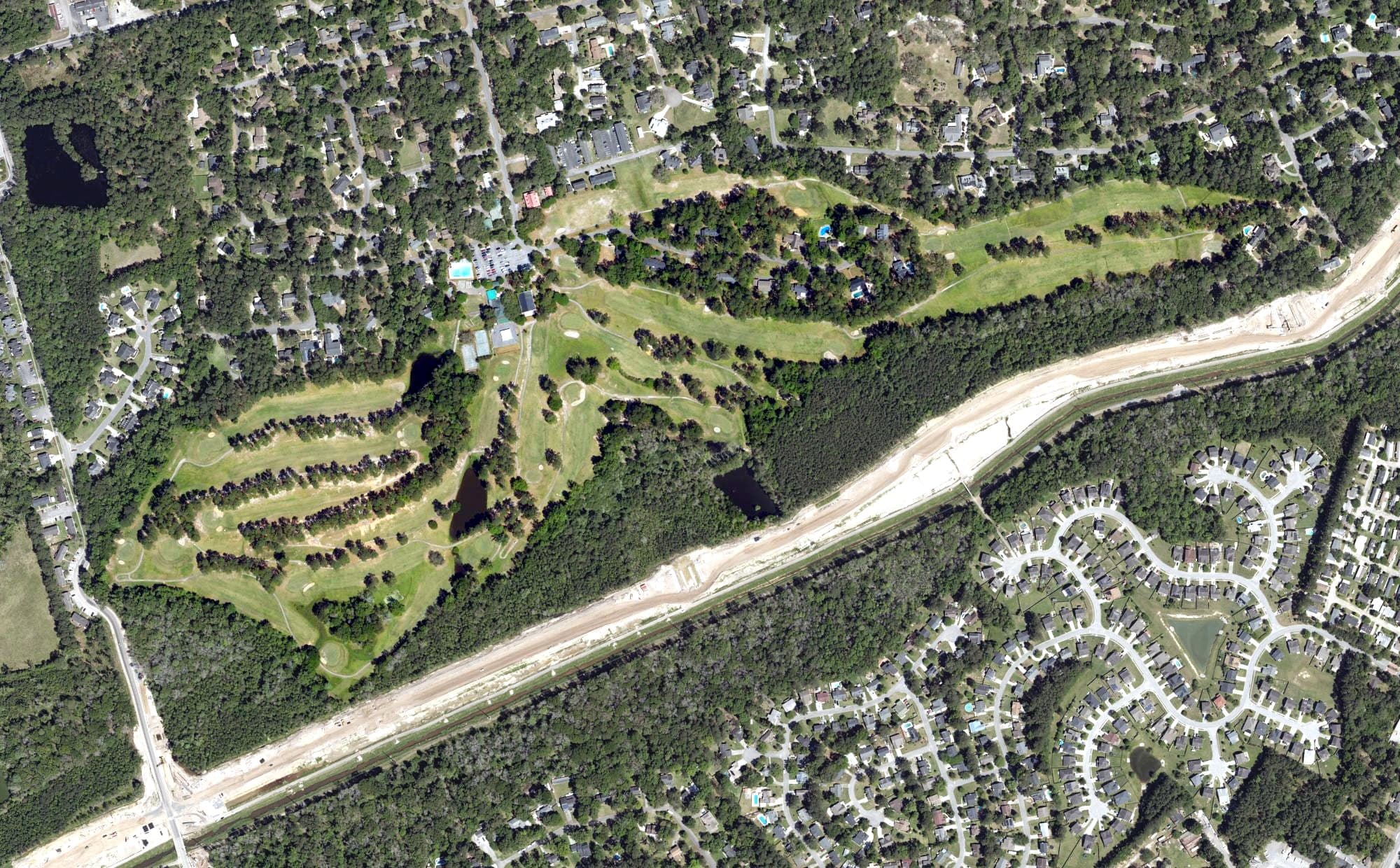Aerial view of Summerville Country Club, SC, with its hole routing marked
