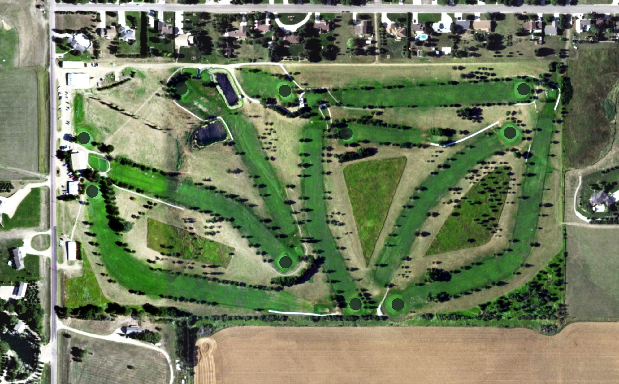 Aerial view of Winner Country Club, SD, with its hole routing marked