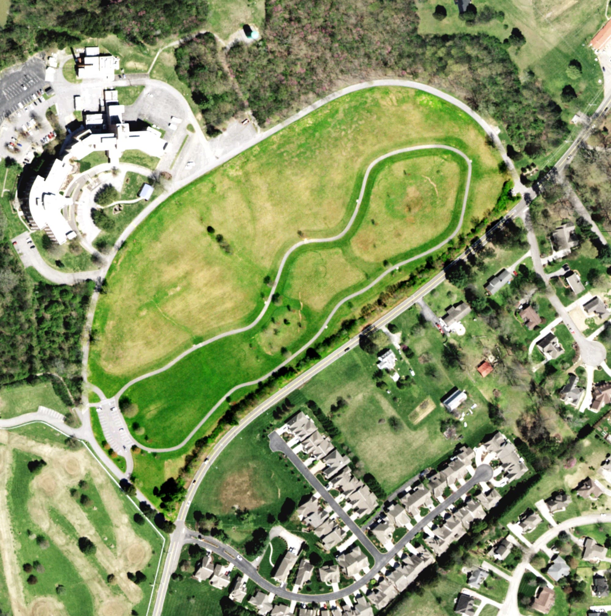 Aerial view of Beverly Park Junior Golf Course, TN, with its hole routing marked