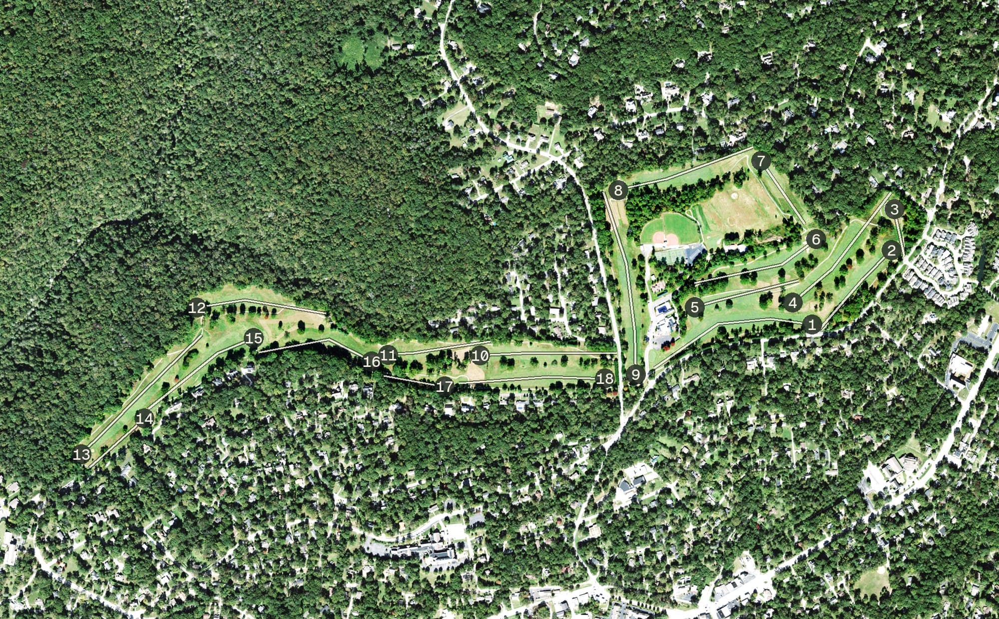 Aerial view of Signal Mountain Golf and Country Club, TN, with its hole routing marked