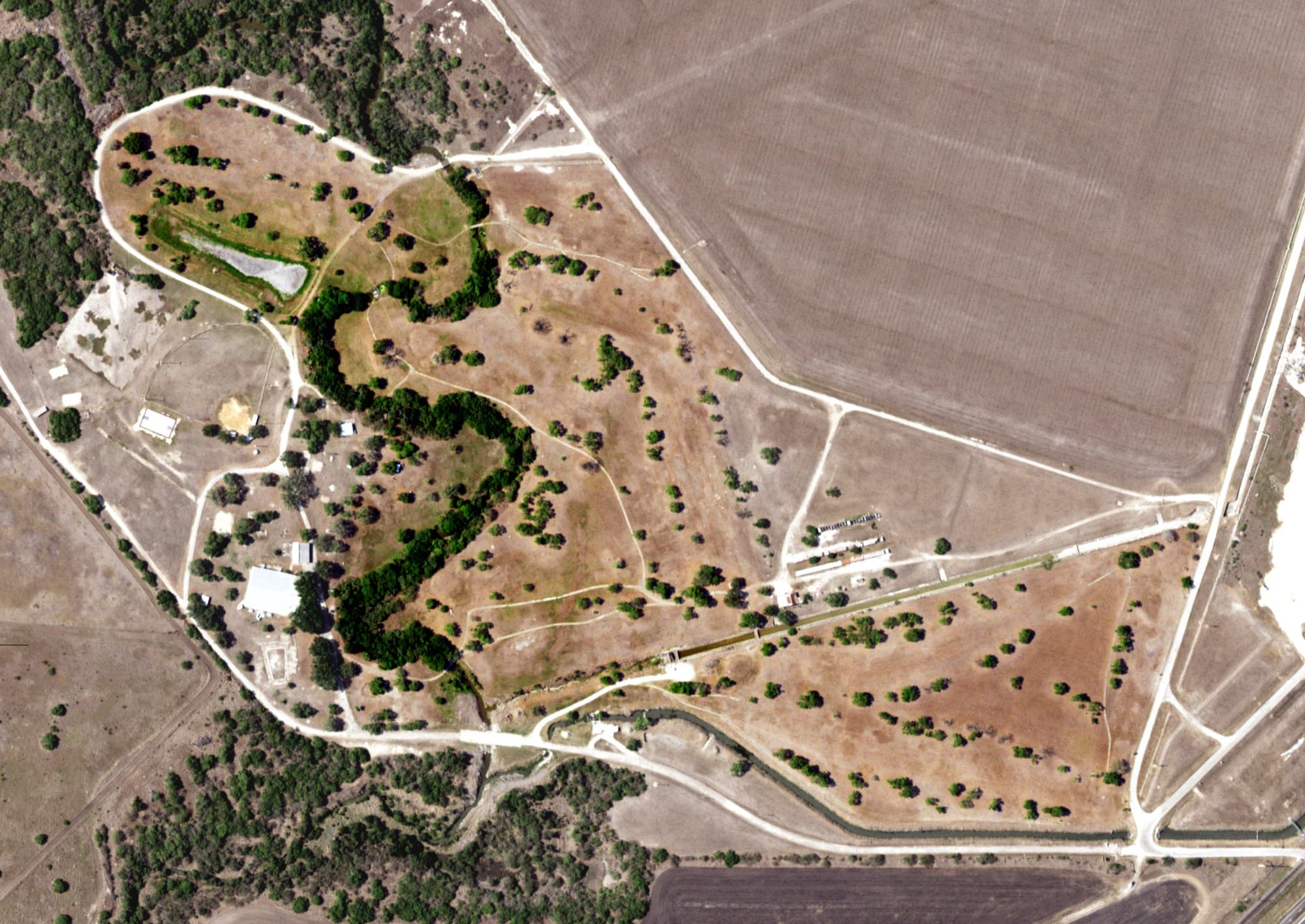 Aerial view of Celanese Golf Course, TX, with its hole routing marked