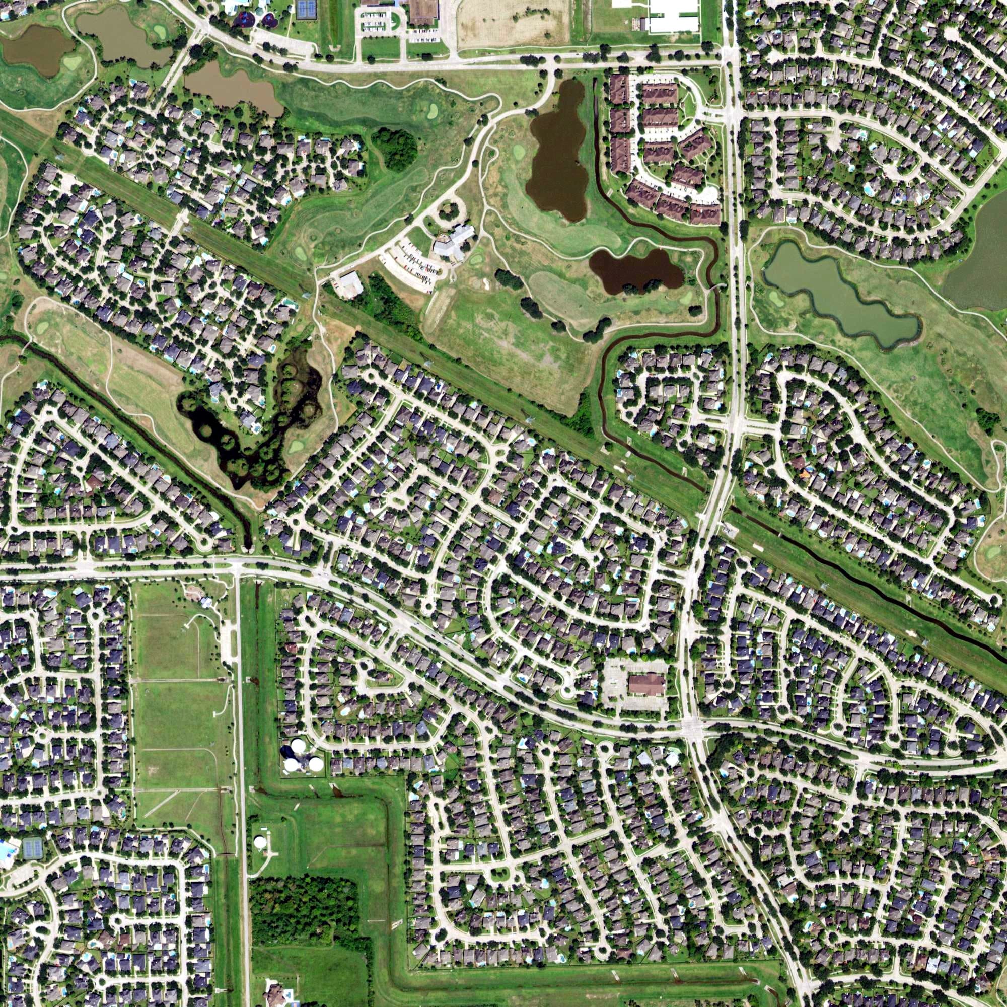 Aerial view of Southwyck Golf Club, TX, with its hole routing marked