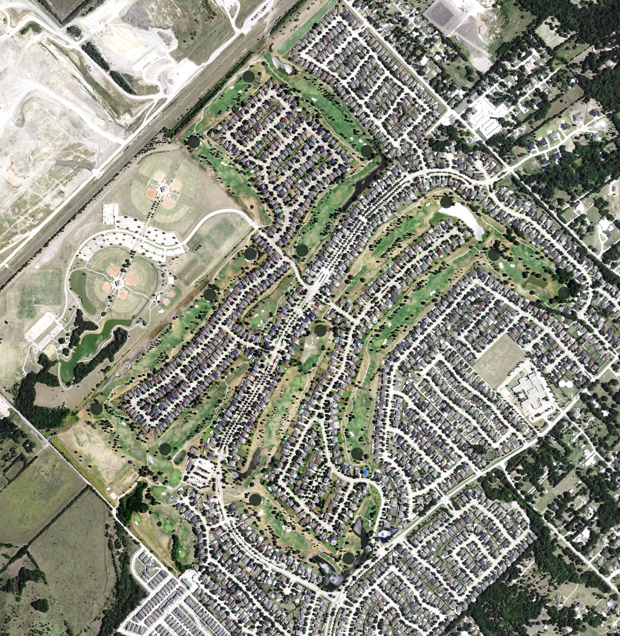 Aerial view of Waterview Golf Club, TX, with its hole routing marked