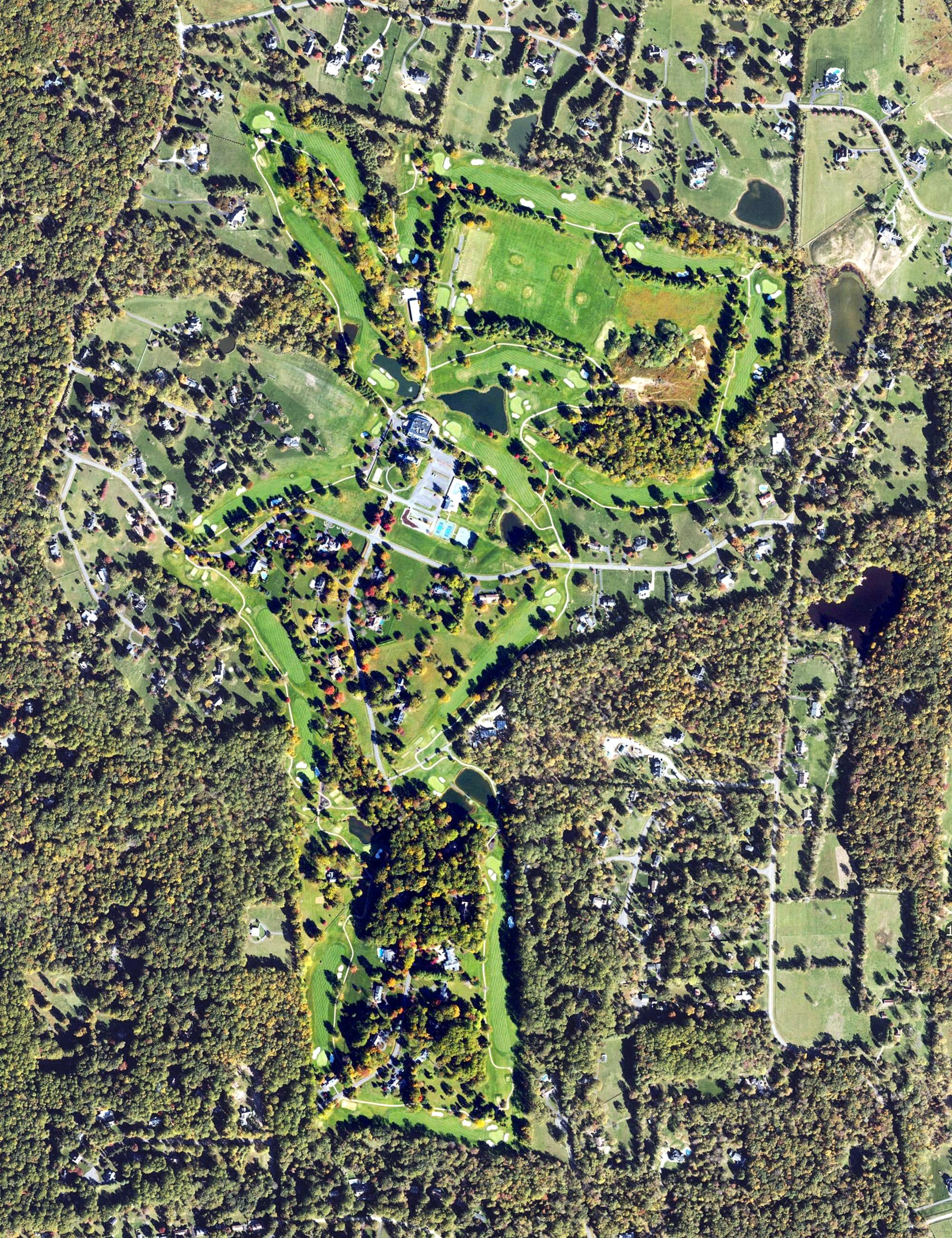 Aerial view of Evergreen Country Club, VA, with its hole routing marked
