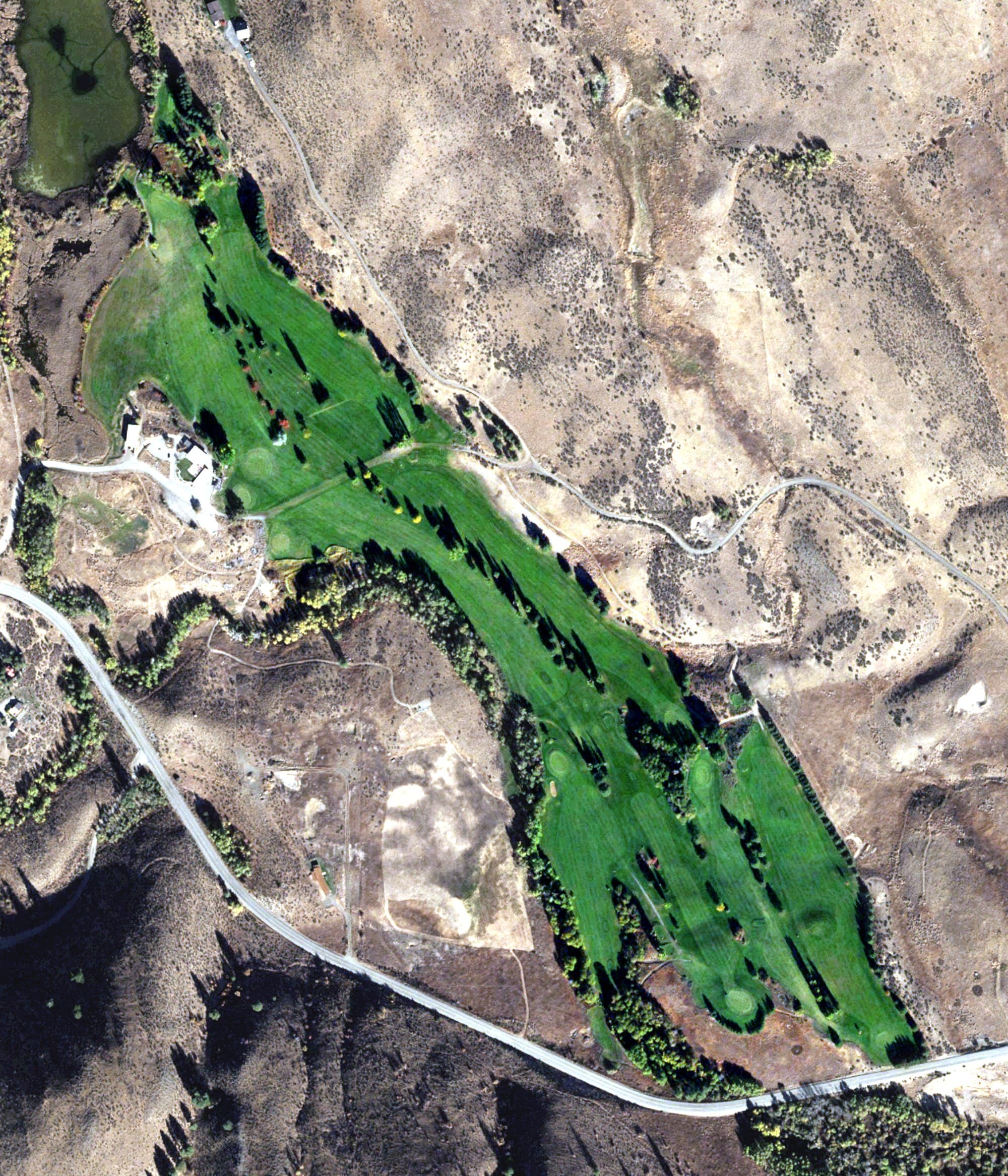 Aerial view of Bear Creek Golf Course, WA, with its hole routing marked