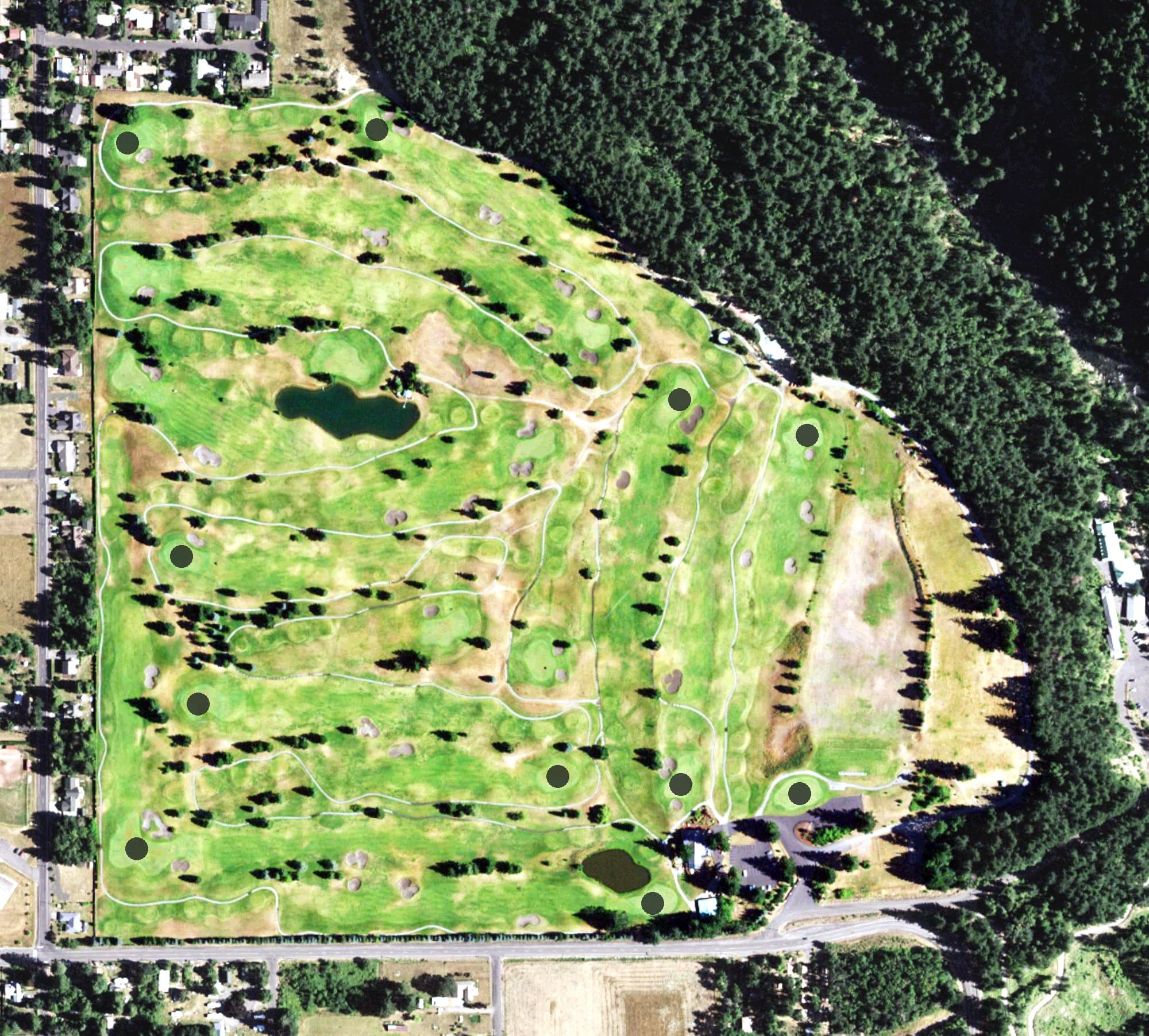 Aerial view of Elk Ridge Golf Course, WA, with its hole routing marked