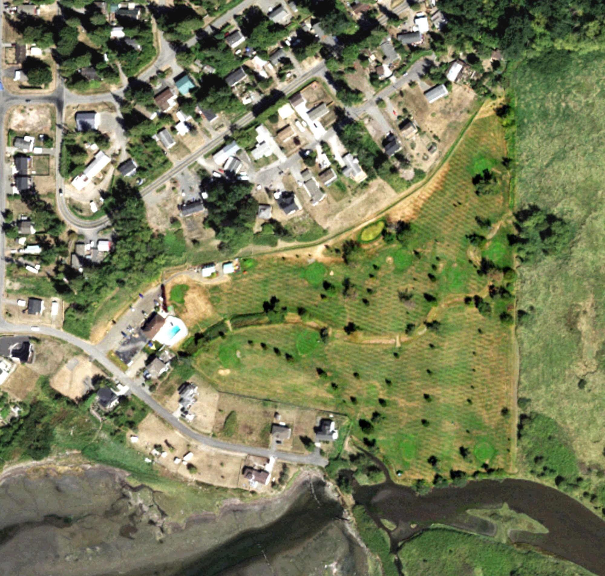 Aerial view of Sandy Point Golf, WA, with its hole routing marked