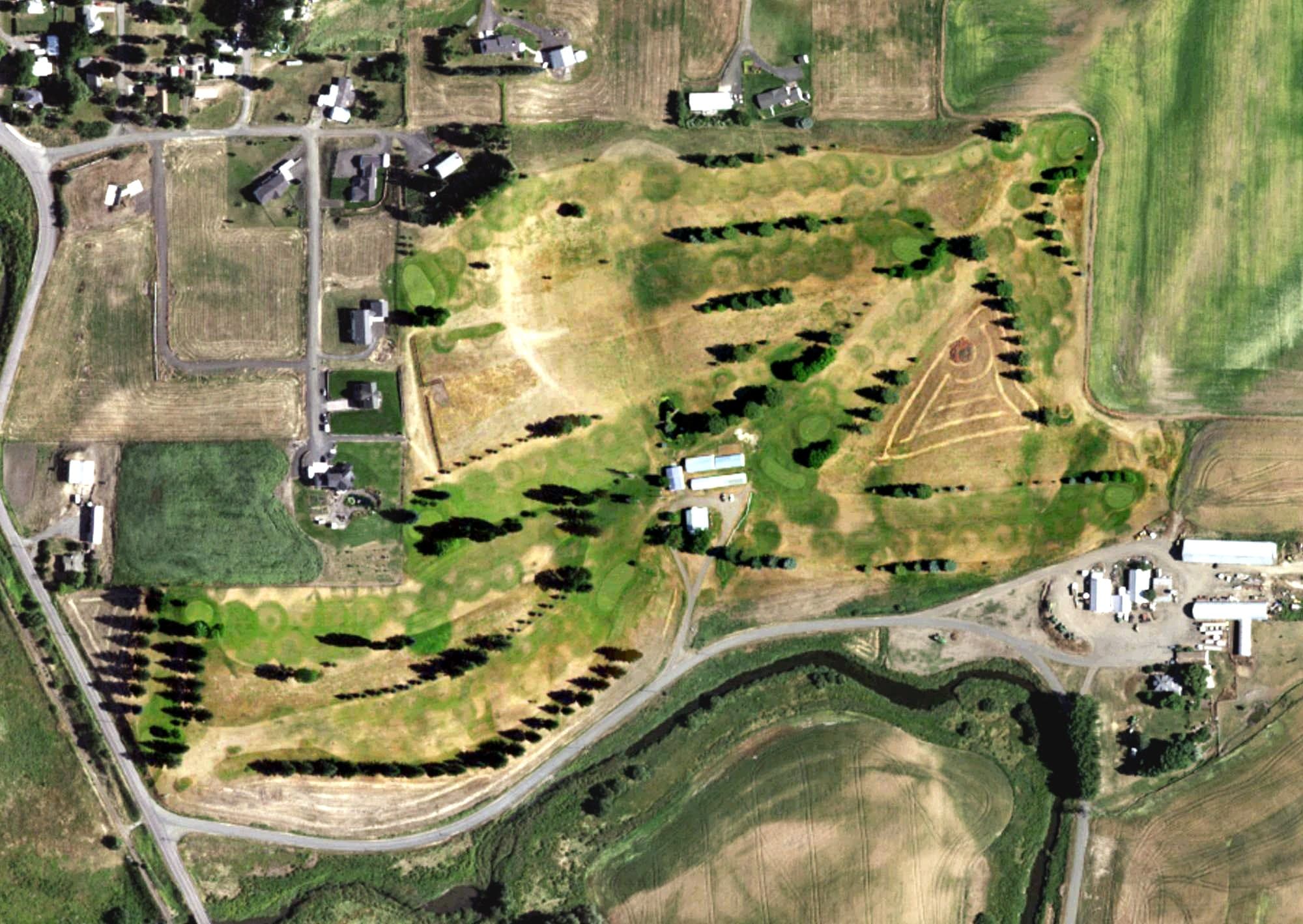 Aerial view of Tekoa Golf Course, WA, with its hole routing marked