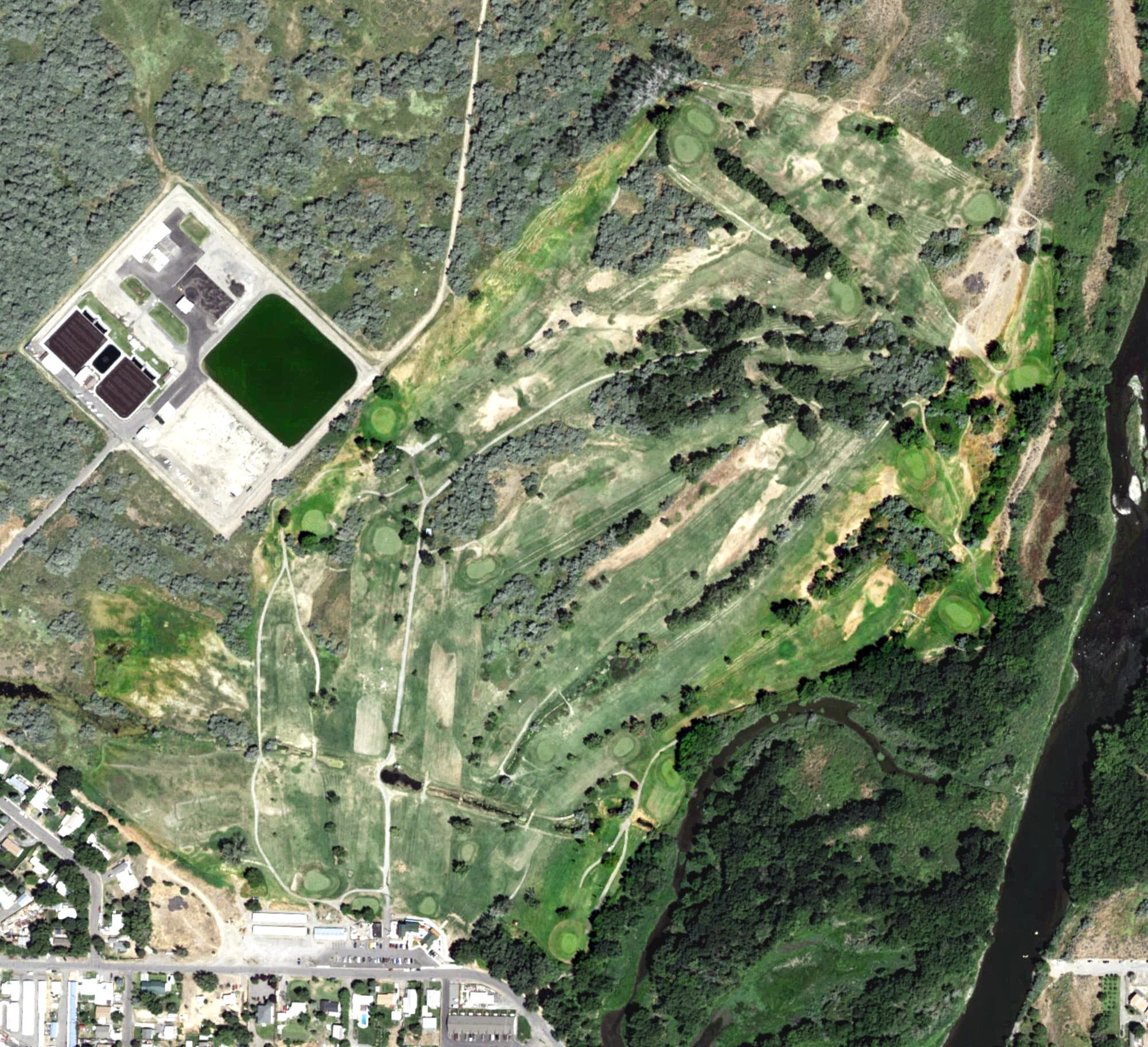Aerial view of West Richland Golf Course, WA, with its hole routing marked