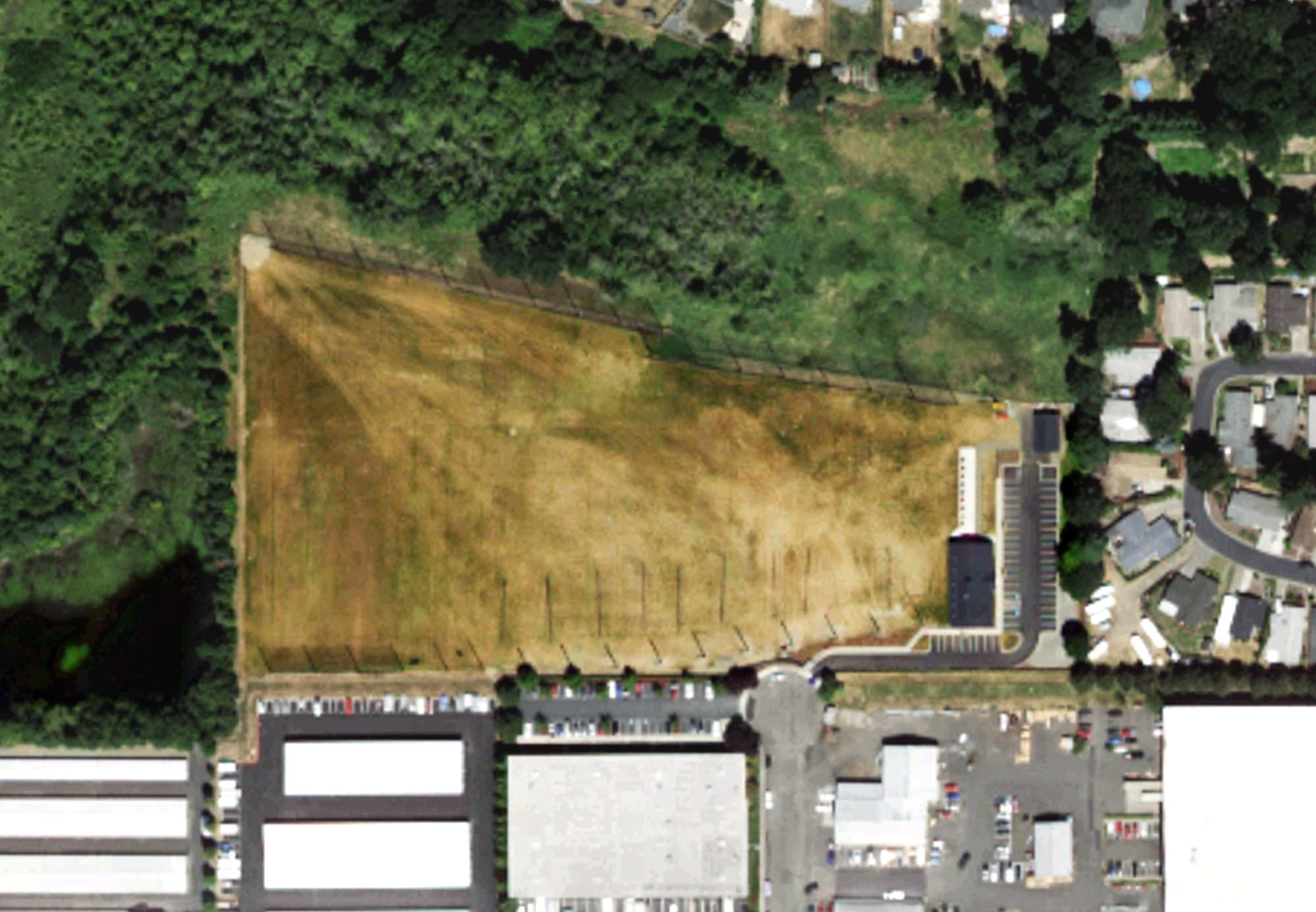 Aerial view of Westside Golf Range, WA, with its hole routing marked
