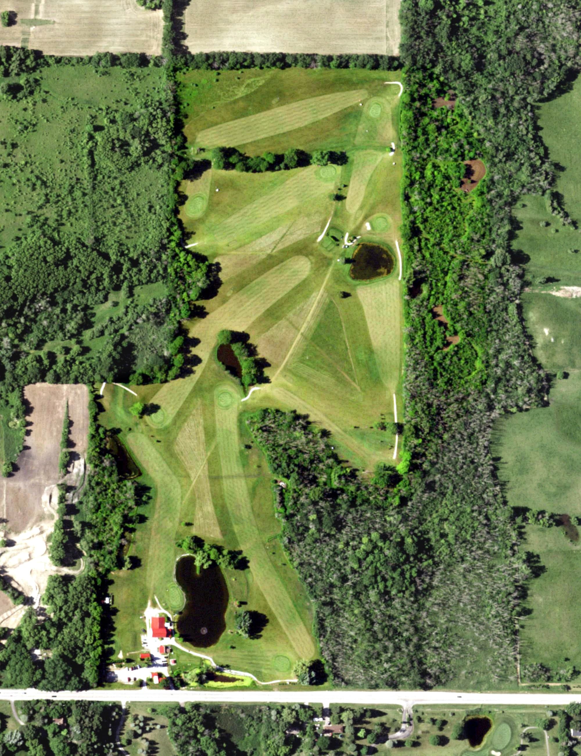 Aerial view of Arrowhead Golf Course, WI, with its hole routing marked