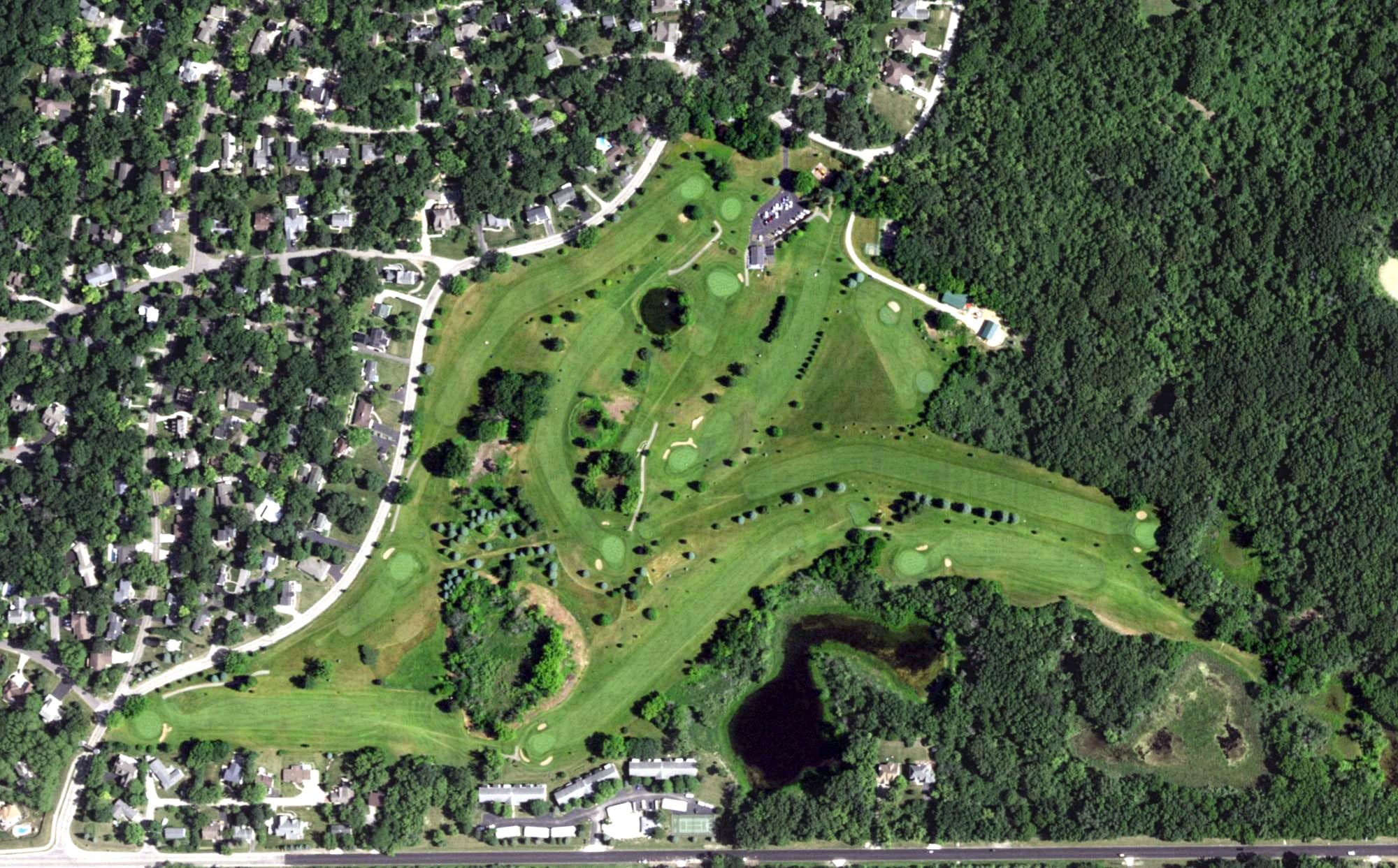 Aerial view of Country Club Estates Golf Course, WI, with its hole routing marked
