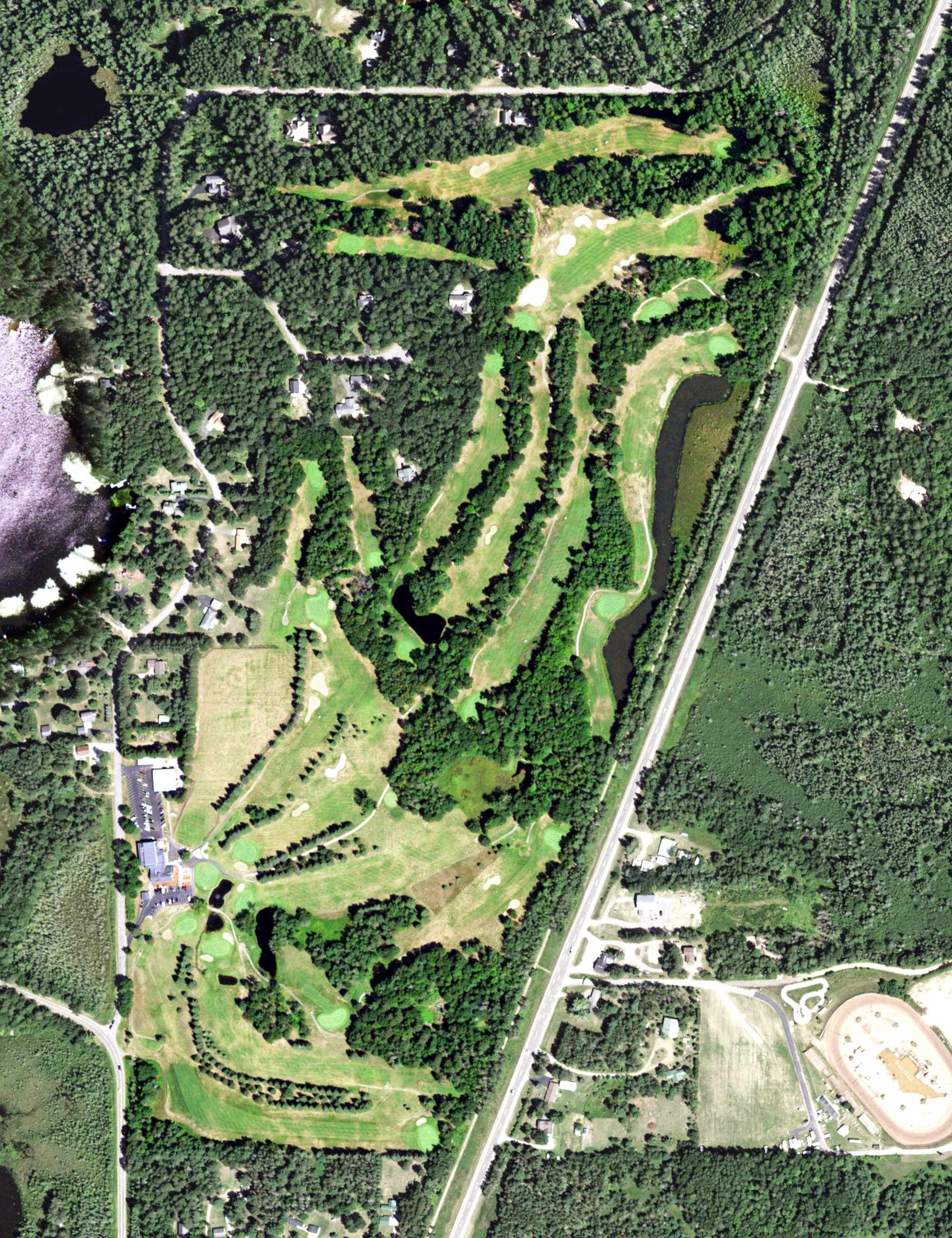 Aerial view of Inshalla Country Club, WI, with its hole routing marked