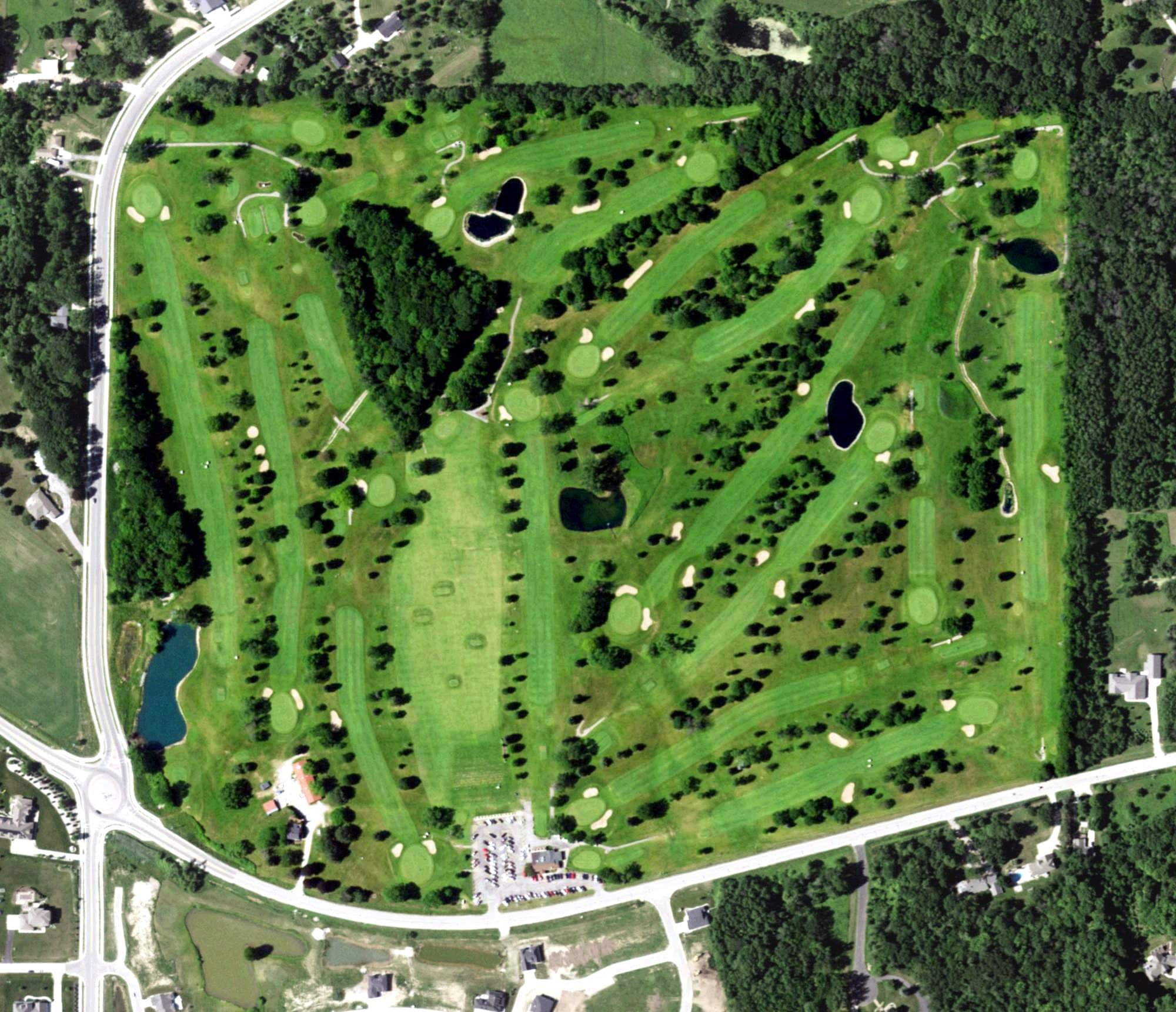 Aerial view of Ledgeview Golf Course, WI, with its hole routing marked